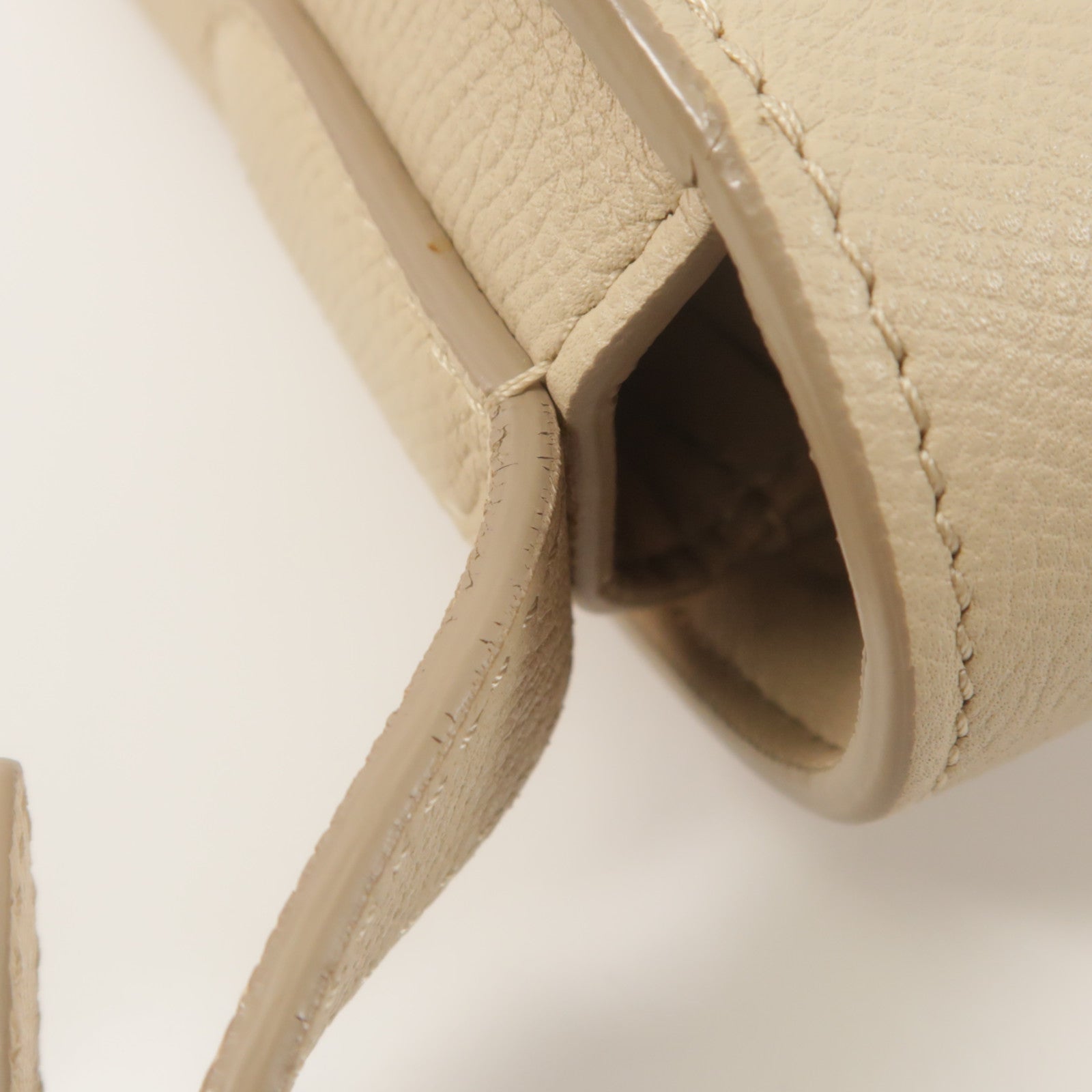CELINE 牛皮皮革Trotteur肩背袋