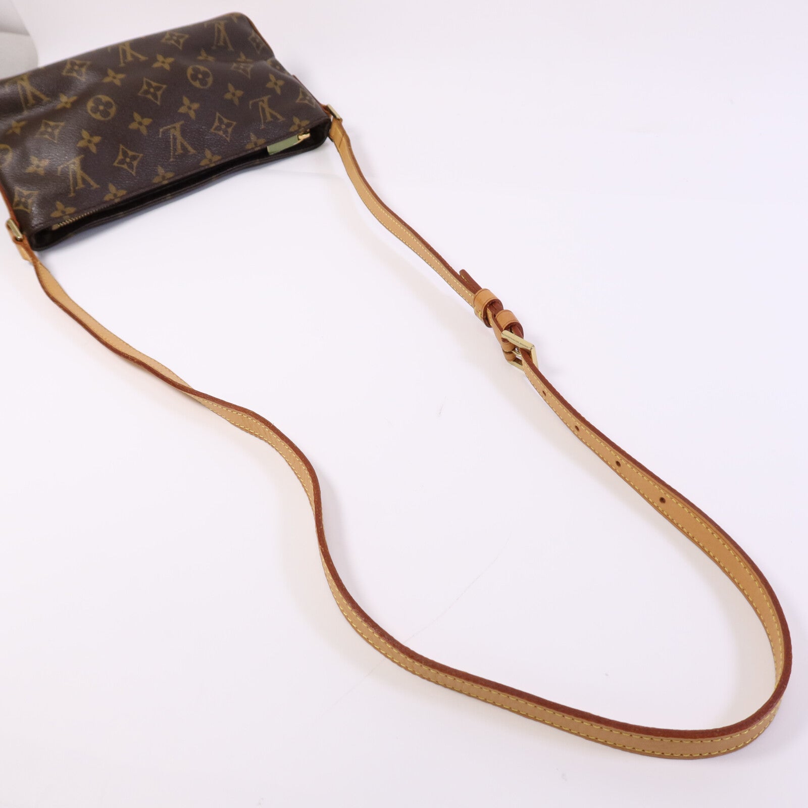 LOUIS VUITTON Monogram Trotteur金扣肩背袋