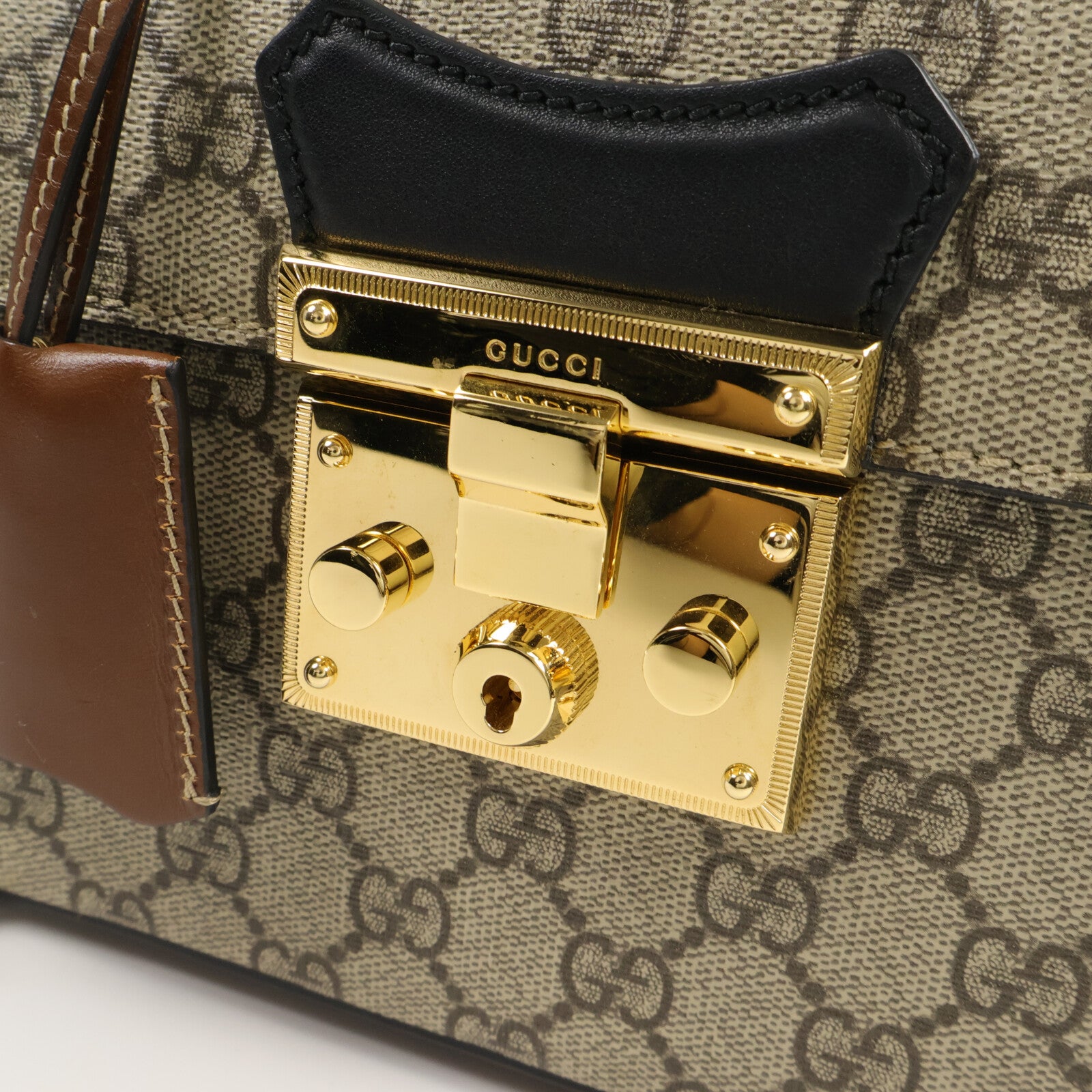 GUCCI 塗層帆布Padlock GG Small Bamboo Top Handle鏈帶手挽肩背兩用袋