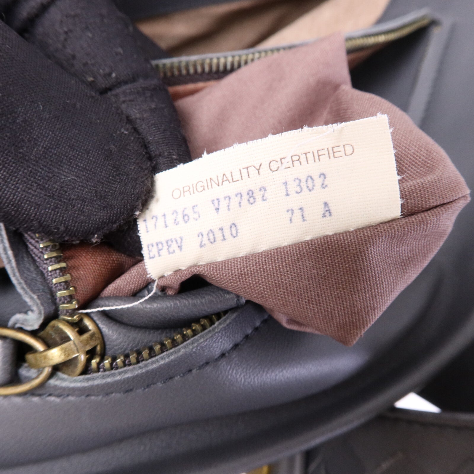 BOTTEGA VENETA 羊皮皮革Roma Medium金扣手挽袋