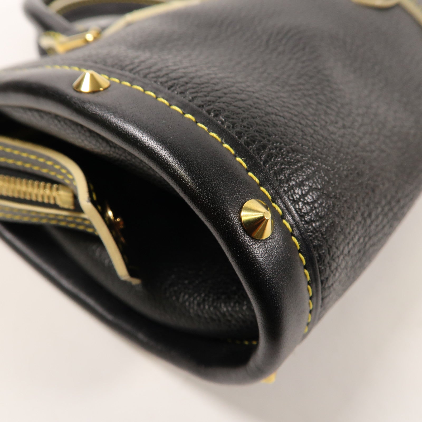 LOUIS VUITTON 【激減優惠】Suhali皮革Epanui PM金扣手挽袋黑色