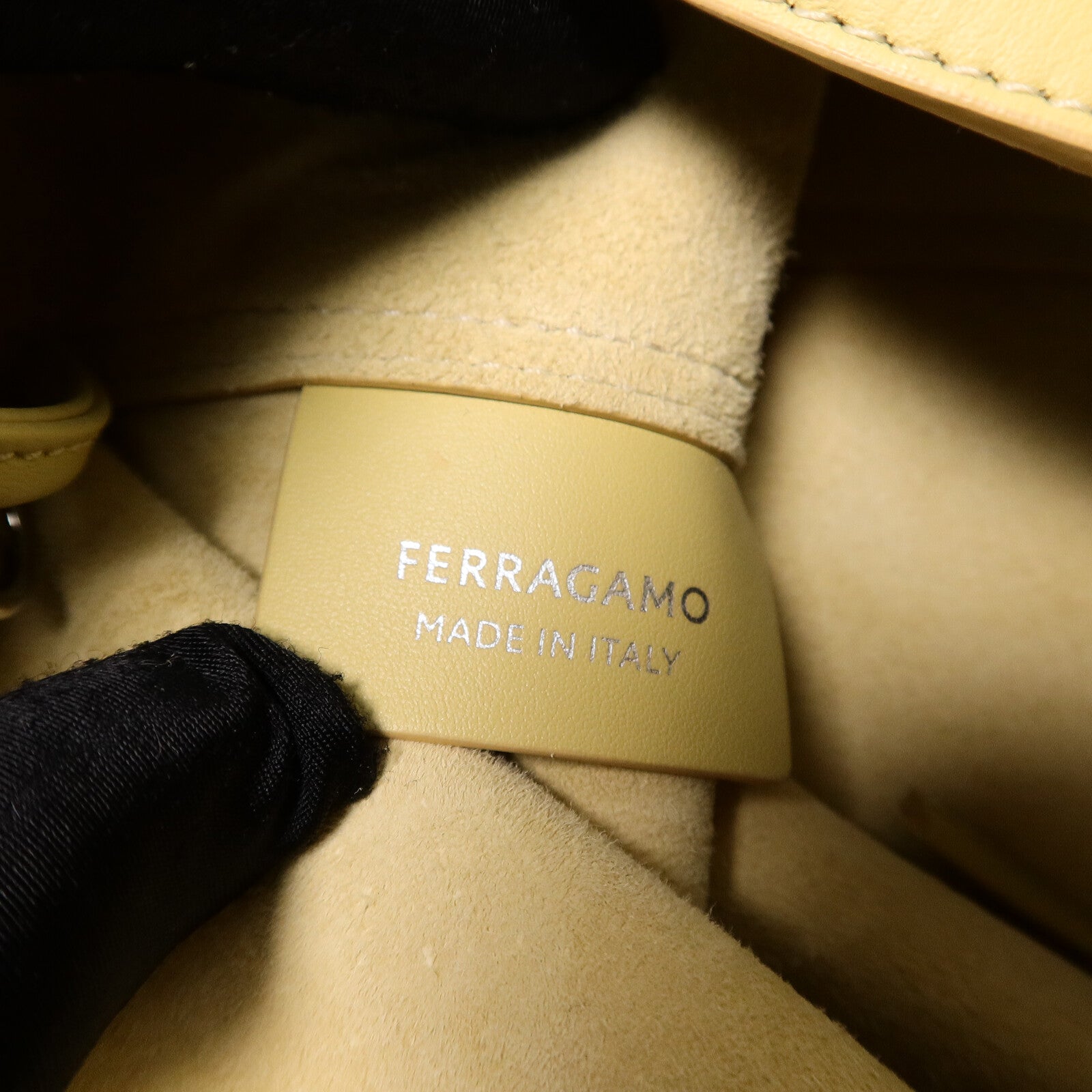Salvatore Ferragamo 牛皮皮革Debossed Cut-Out Hobo肩背袋