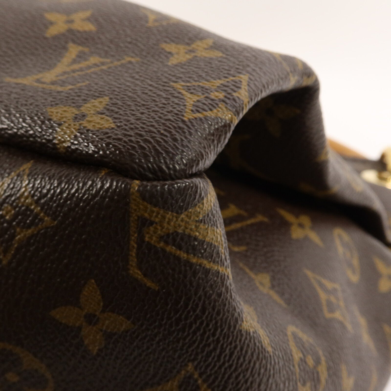 LOUIS VUITTON Monogram Artsy MM肩背袋