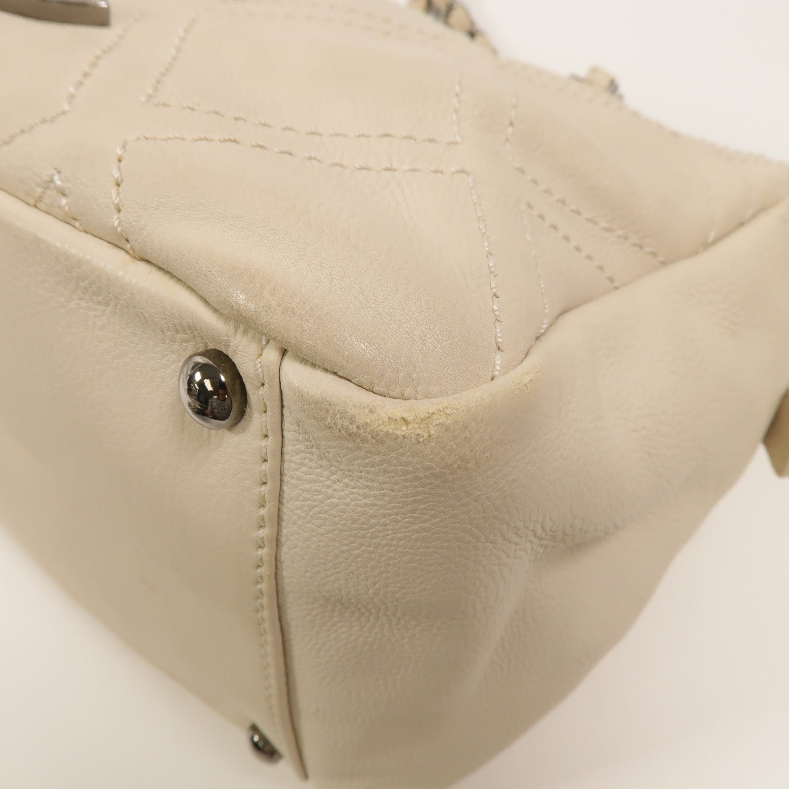CHANEL 牛皮皮革Diamond Stitch Tote Bag鏈帶肩背袋