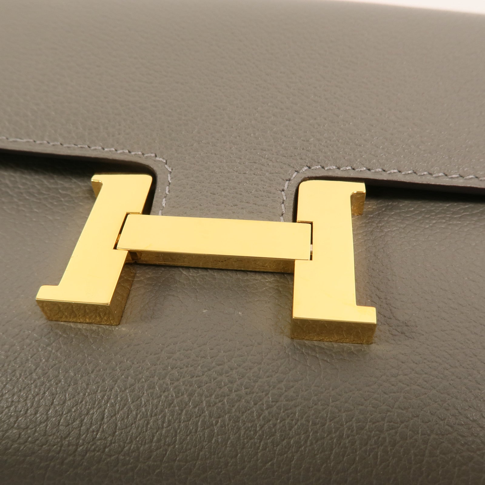 HERMES Evercolor皮革Constance To Go肩背袋Gris Meyer