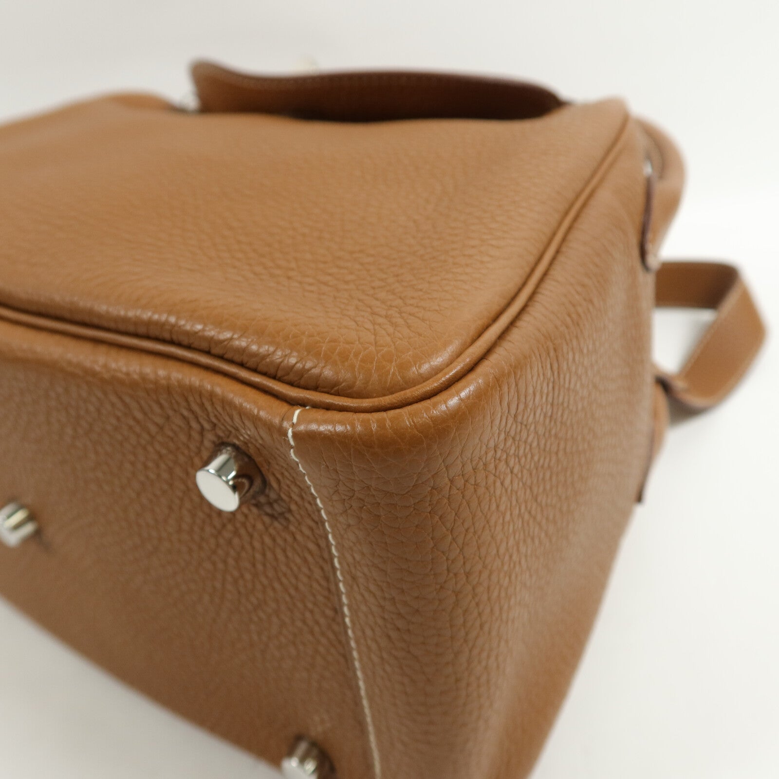 HERMES Clemence皮革Lindy 26肩背袋Gold