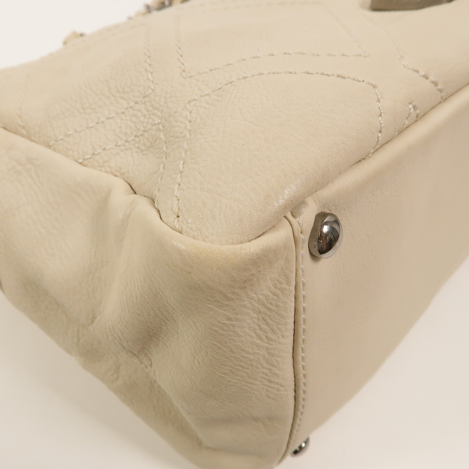 CHANEL 牛皮皮革Diamond Stitch Tote Bag鏈帶肩背袋