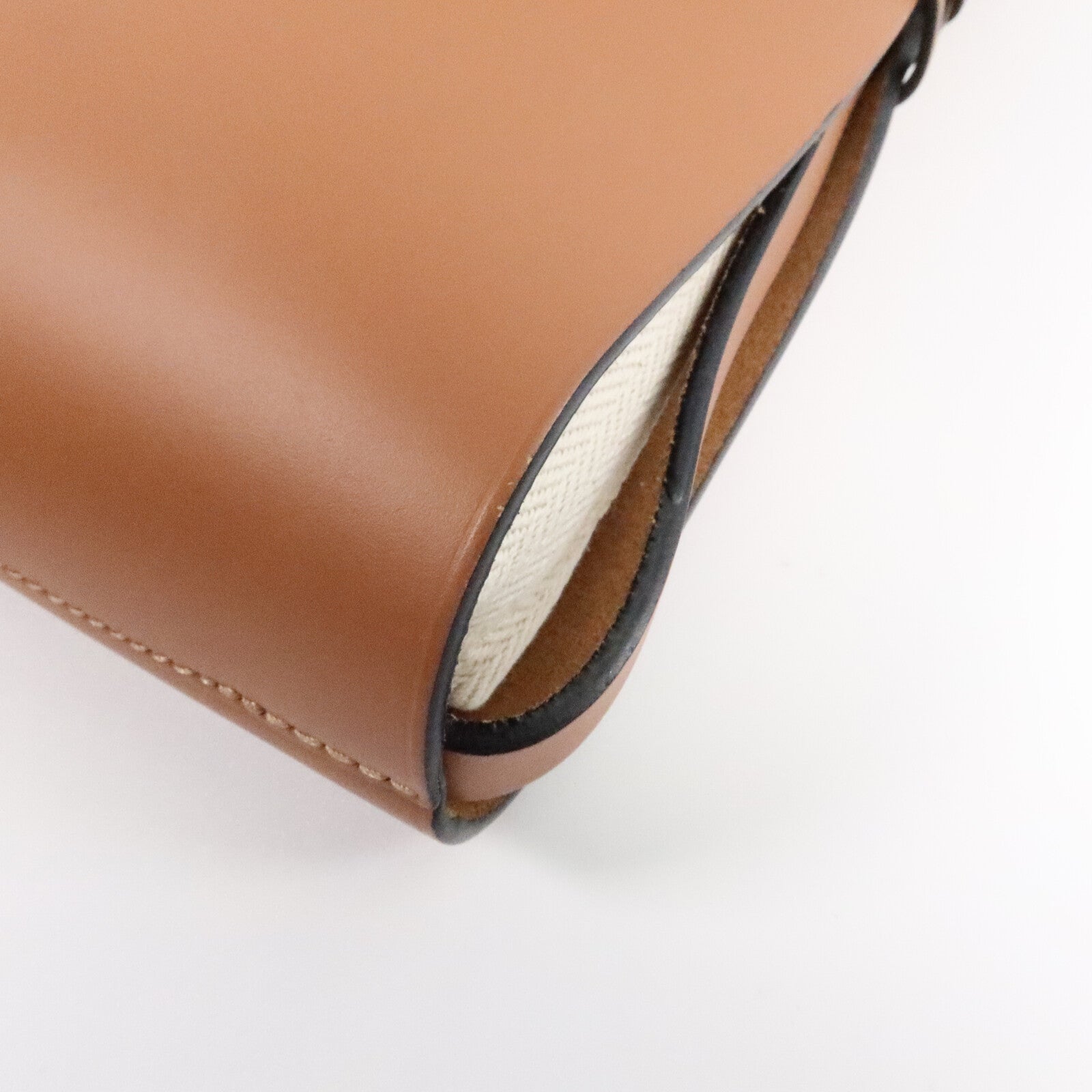 LOEWE 牛皮皮革Ikebana肩背袋