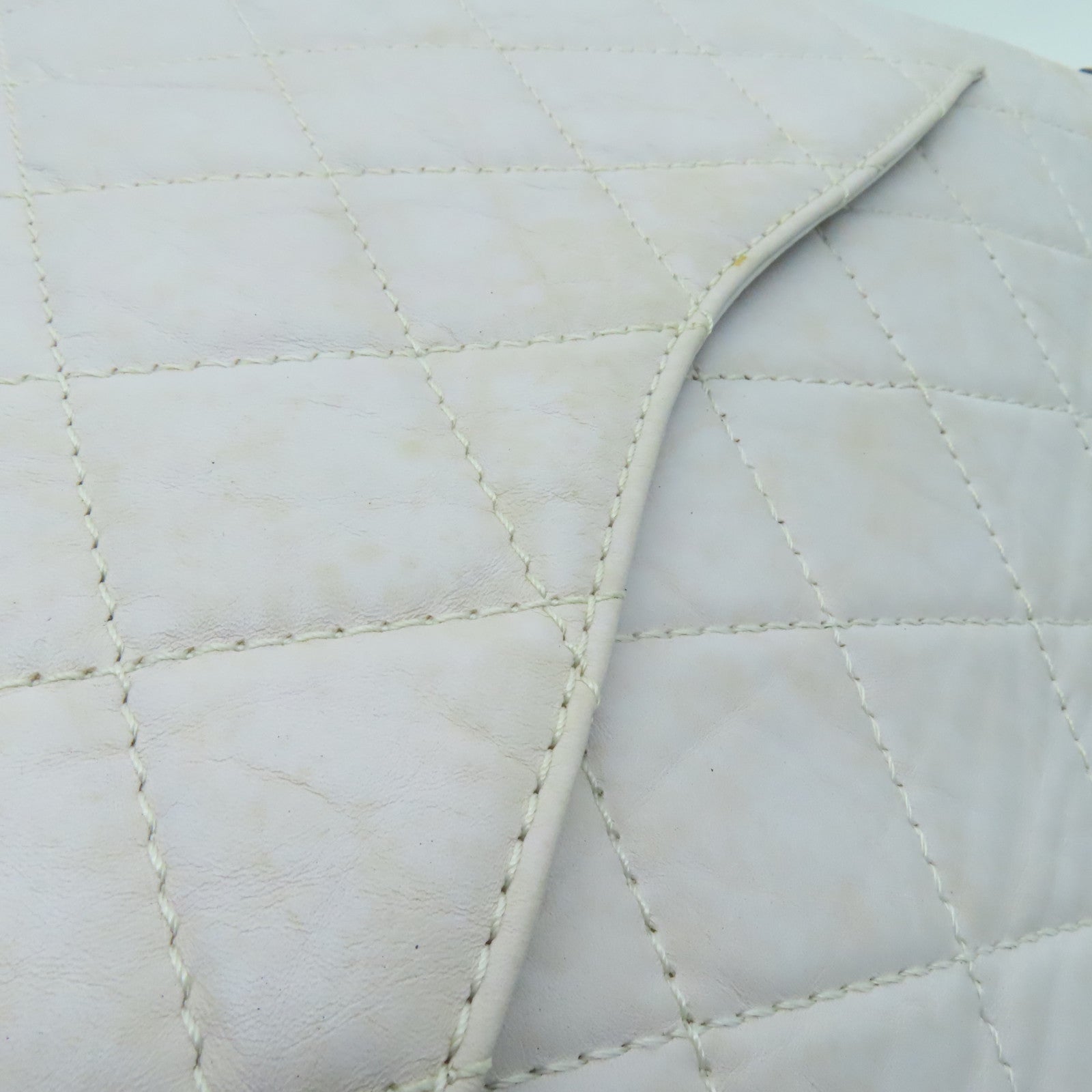 CHANEL 菱格牛皮皮革Chain Shoulder鏈帶肩背袋灰色