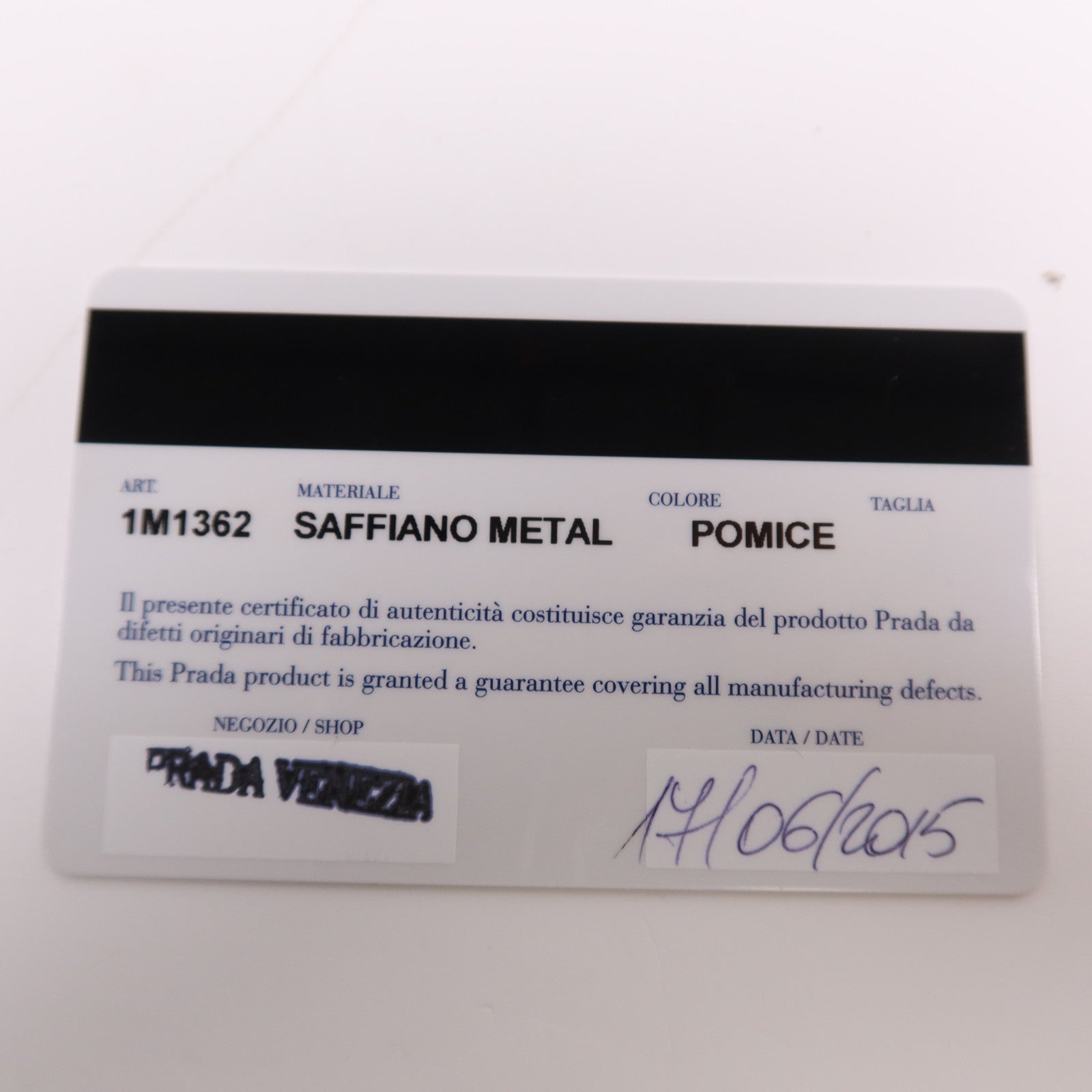 PRADA Saffiano皮革Card Case金扣卡片套
