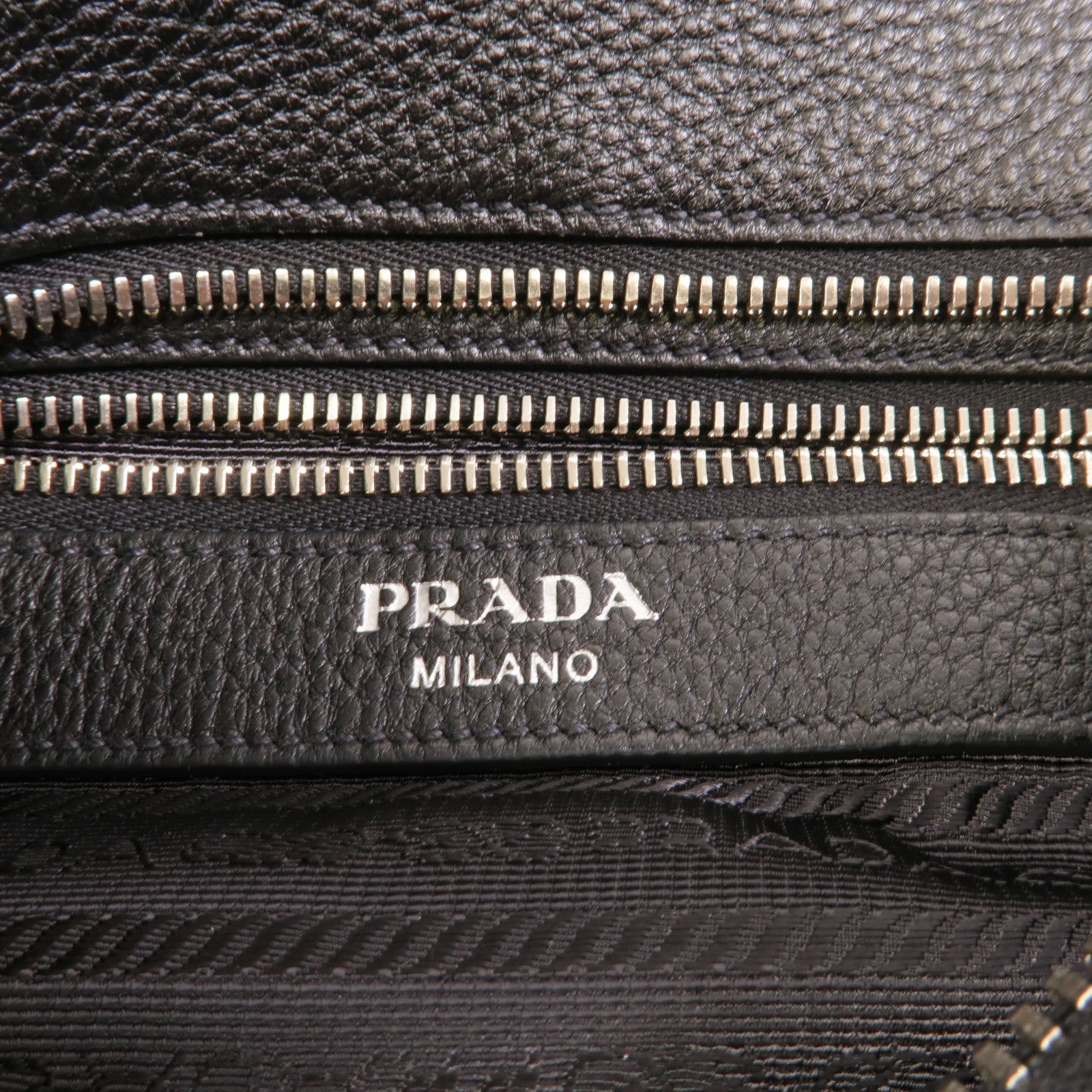PRADA 牛皮皮革Shoulder Bag肩背袋