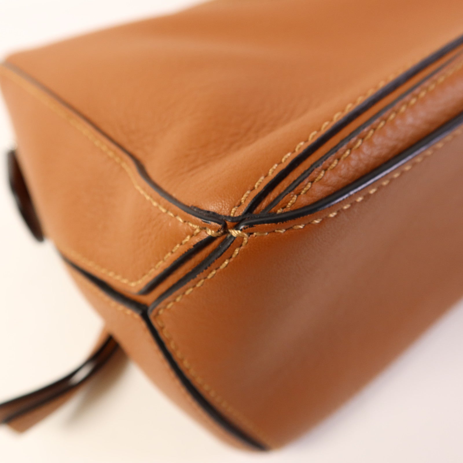 LOEWE 牛皮皮革Puzzle Bag銀扣手挽肩背兩用袋