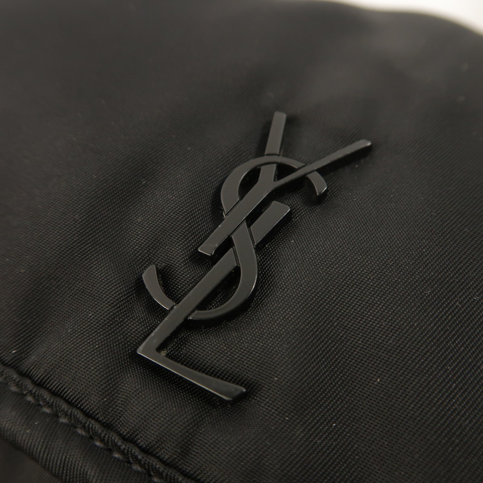 SAINT LAURENT 尼龍Niki Messenger Bag肩背袋
