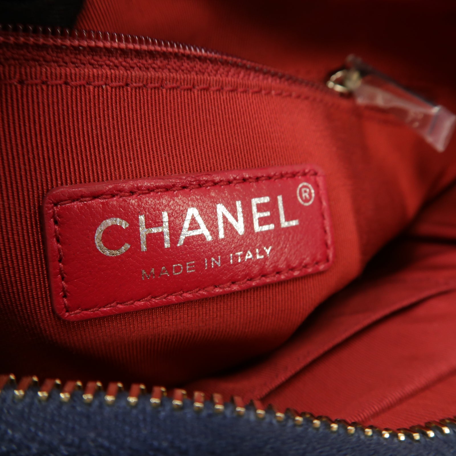 CHANEL 菱格牛皮皮革Mini Gabrielle鏈帶肩背袋藍色/黑色