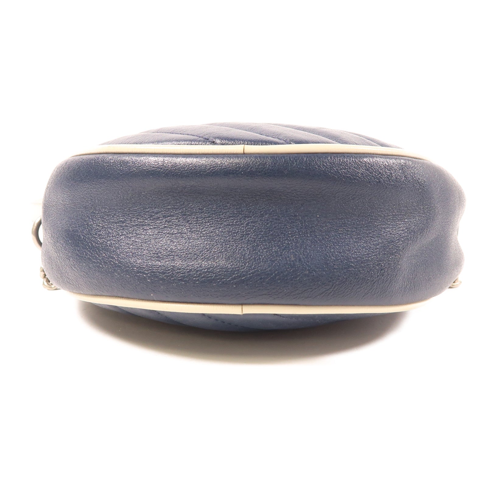 GUCCI 牛皮皮革GG Marmont銀扣肩背袋