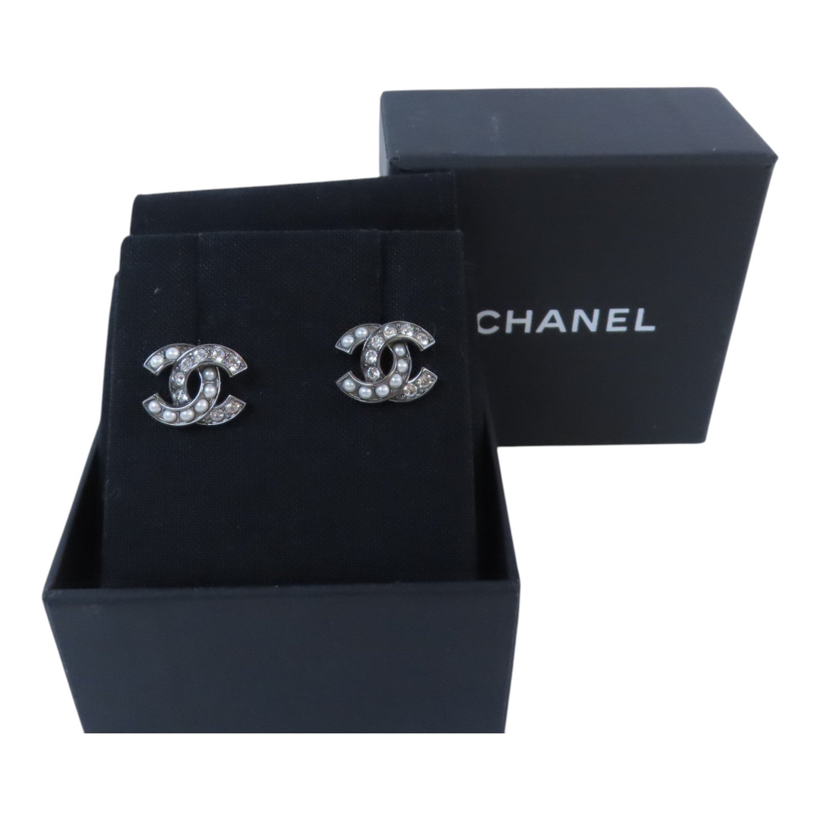 CHANEL 金屬/水鑽/仿珍珠CC Earrings銀扣耳環