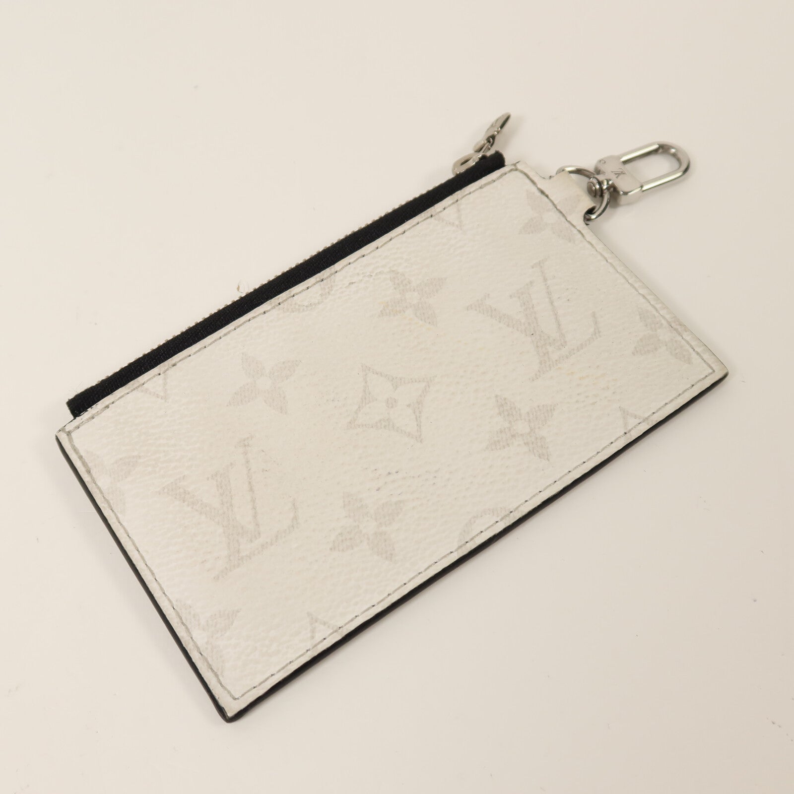LOUIS VUITTON Taigarama Gaston銀扣肩背袋