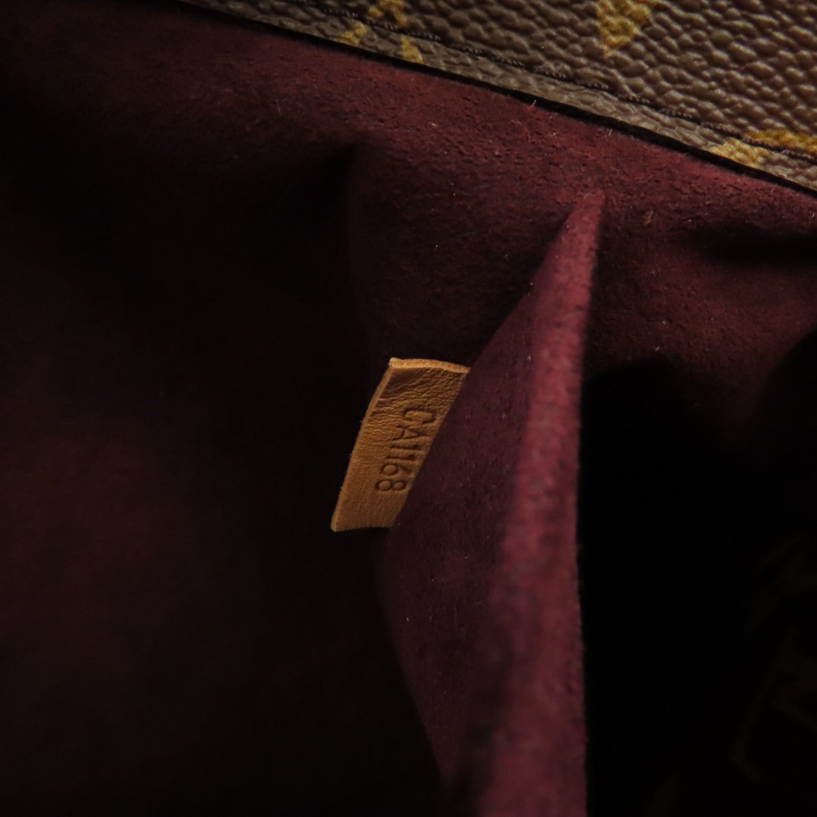 LOUIS VUITTON Monogram Montaigne MM金扣手挽肩背兩用袋