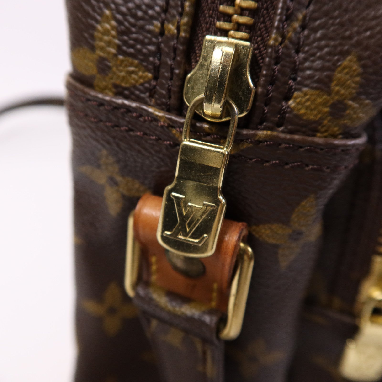 LOUIS VUITTON Monogram Nile金扣肩背袋