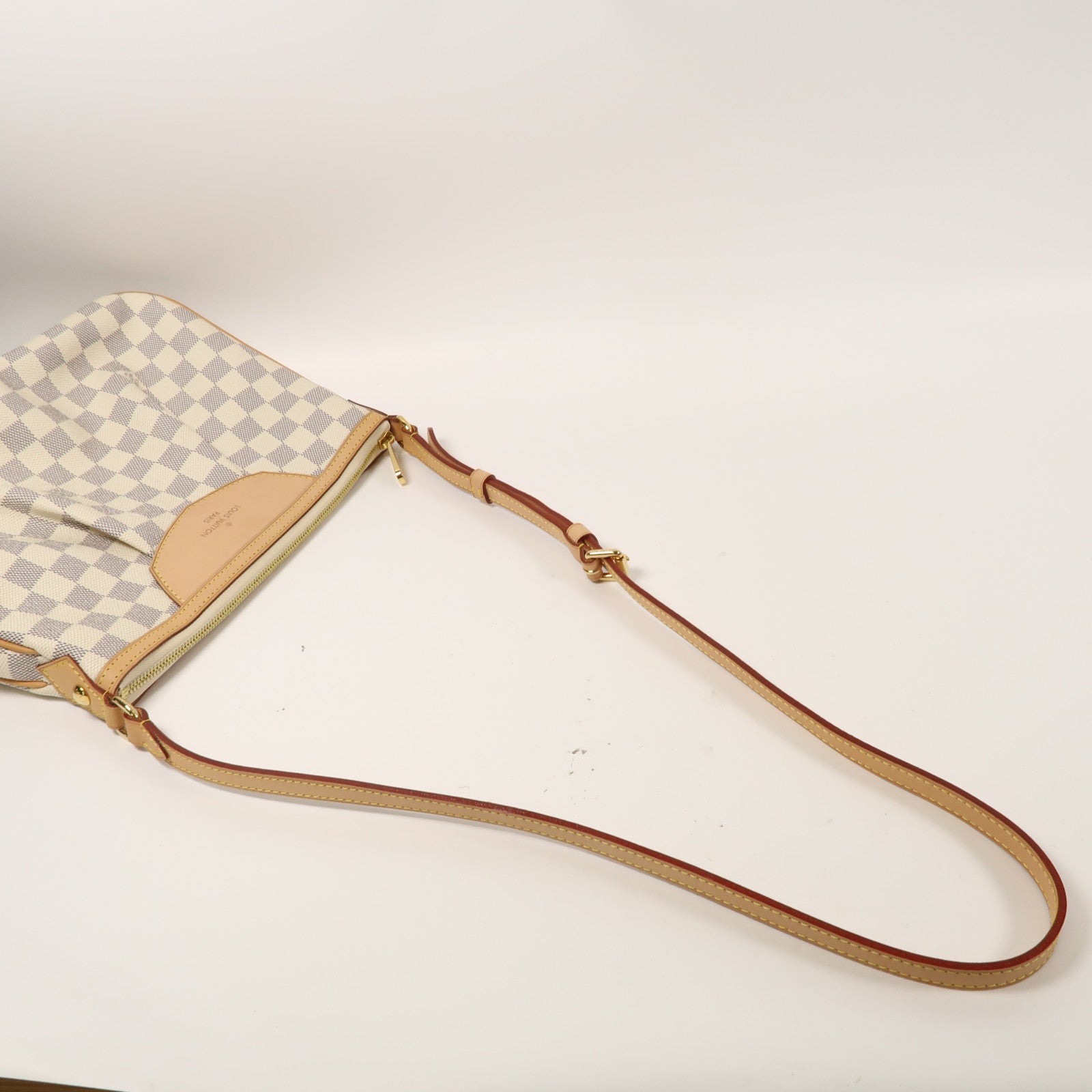 LOUIS VUITTON Damier Azur Siracusa PM金扣肩背袋白色