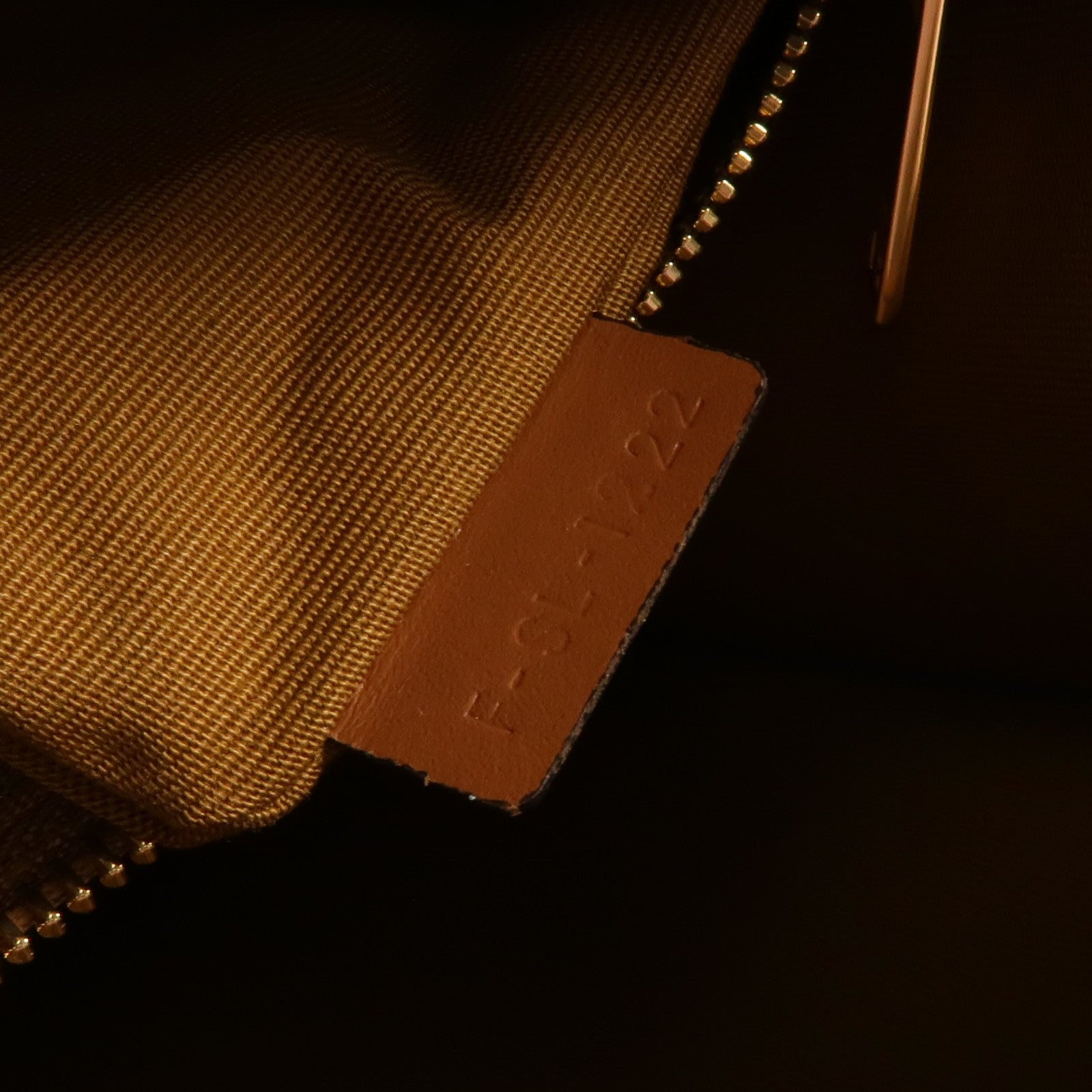 CELINE 塗層帆布Horizontal Cabas Triomphe金扣肩背袋/手挽袋