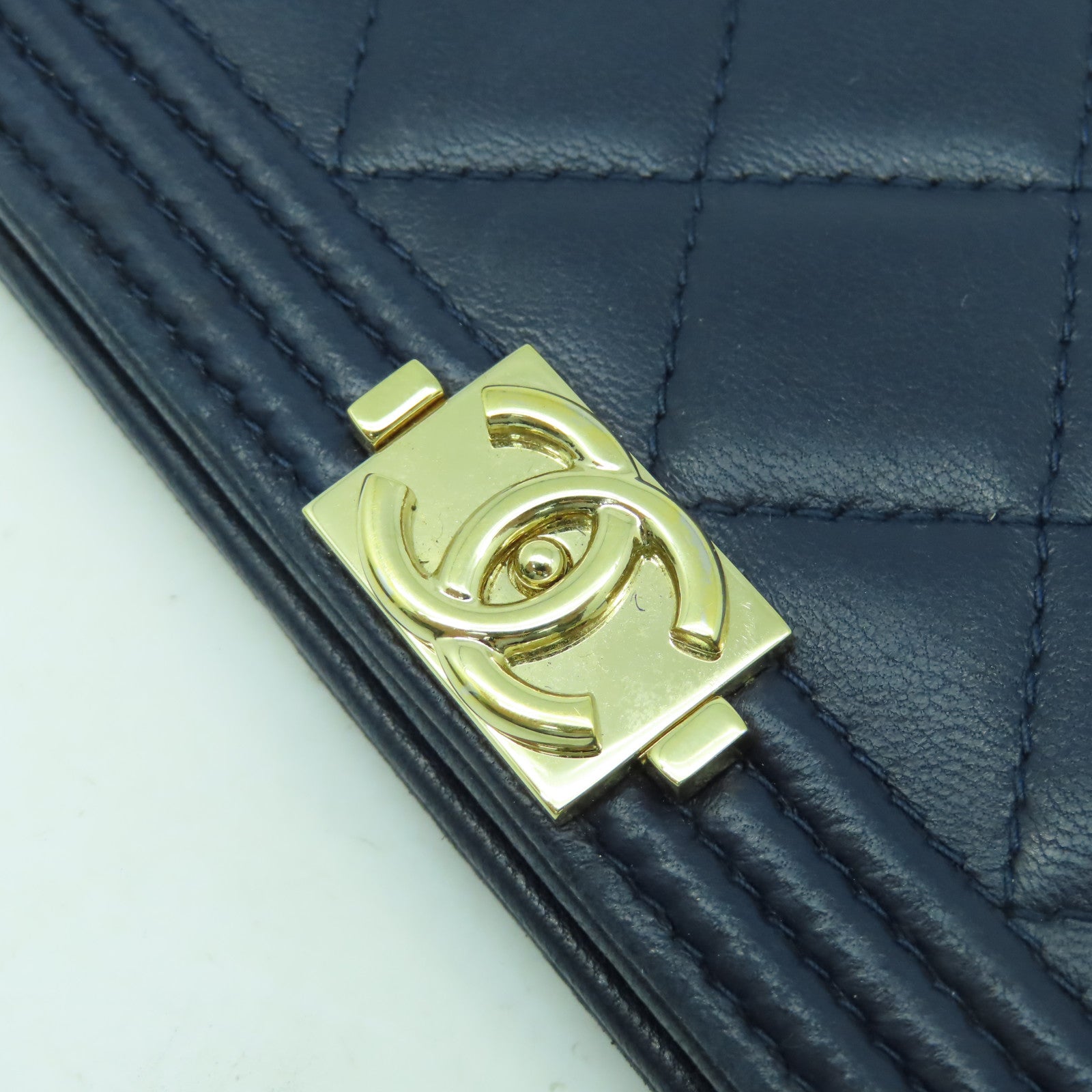 CHANEL 【激減優惠】菱格羊皮皮革Boy Long Wallet金扣長錢包深藍色
