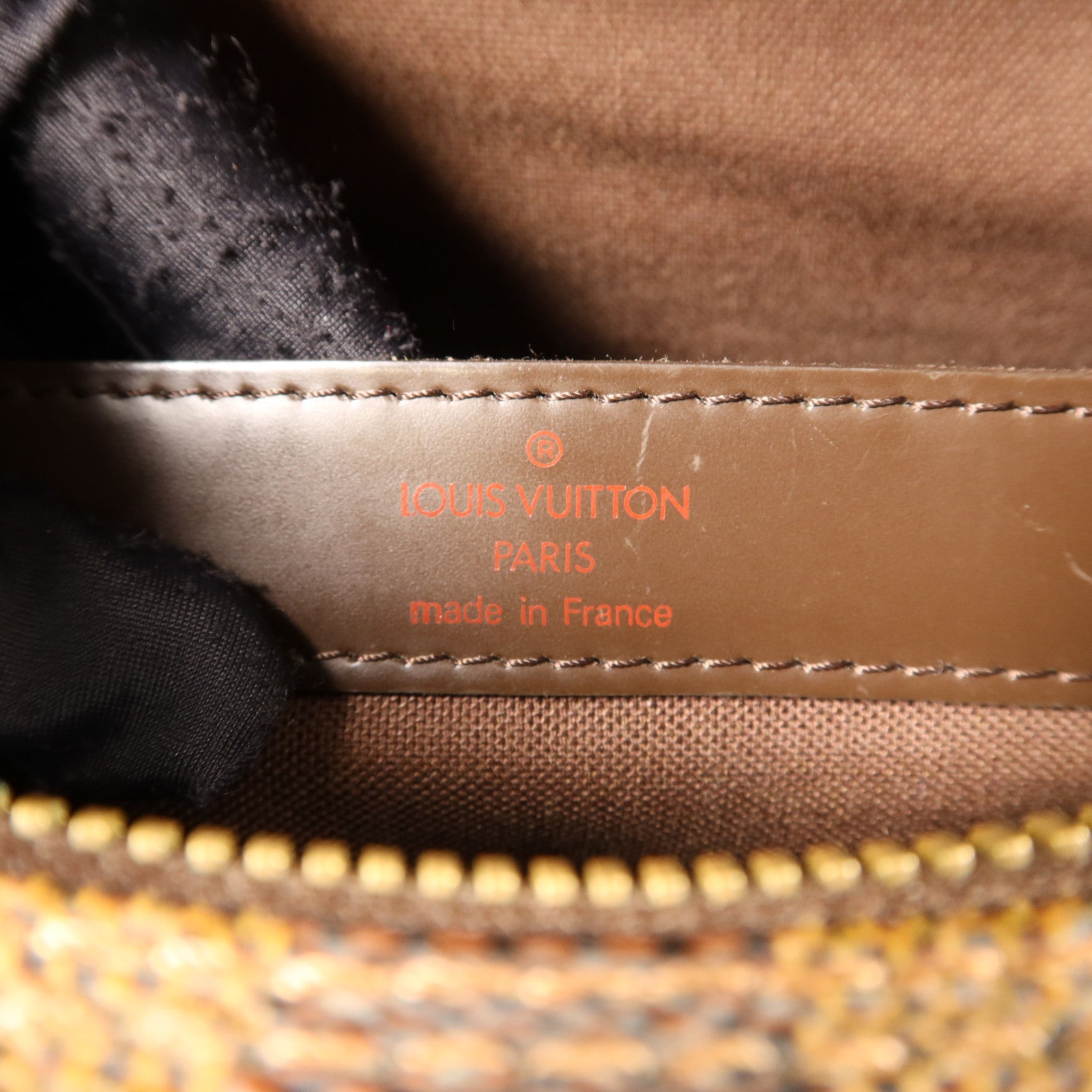 LOUIS VUITTON Damier Naviglio金扣肩背袋