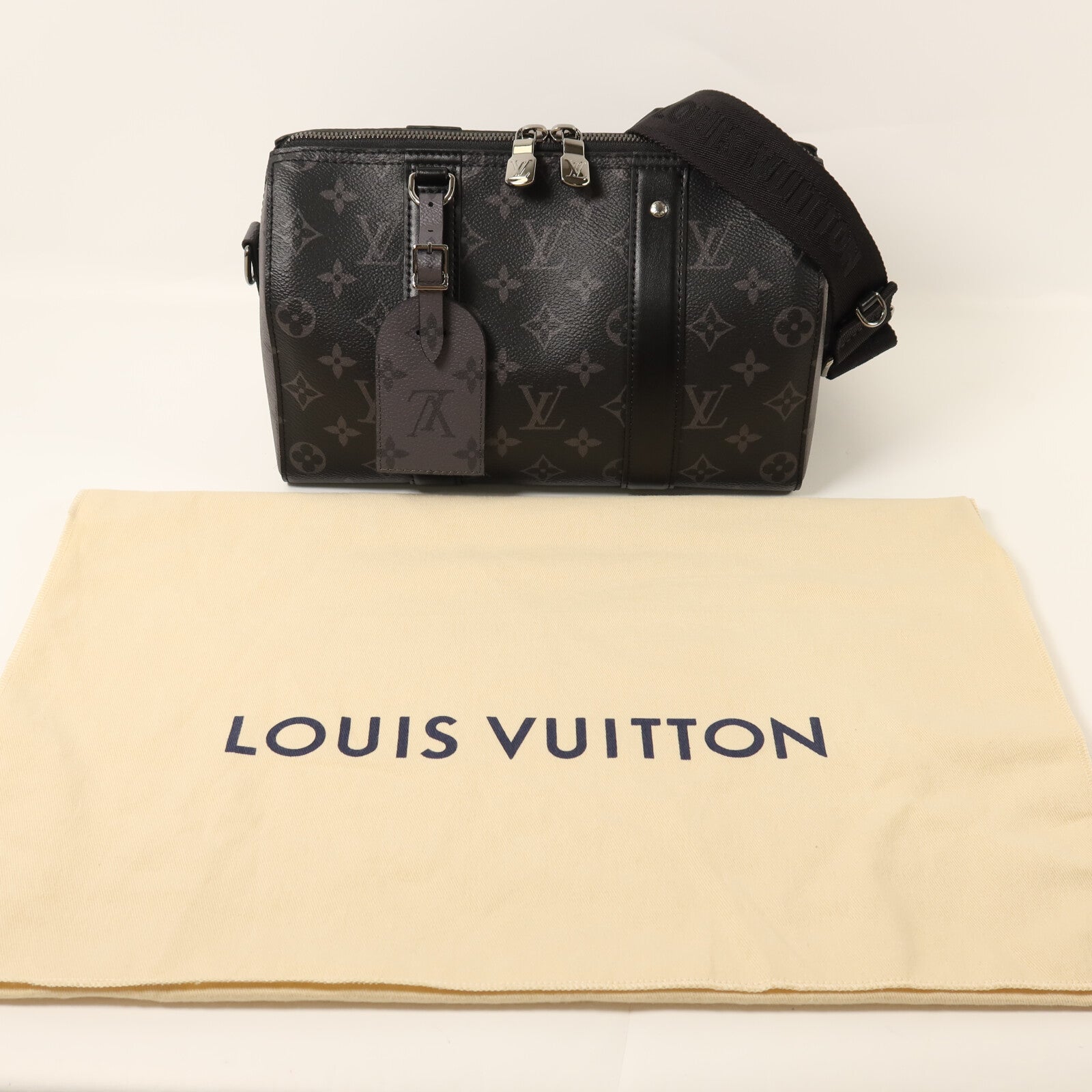 LOUIS VUITTON Monogram Eclipse City Keepall銀扣手挽肩背兩用袋