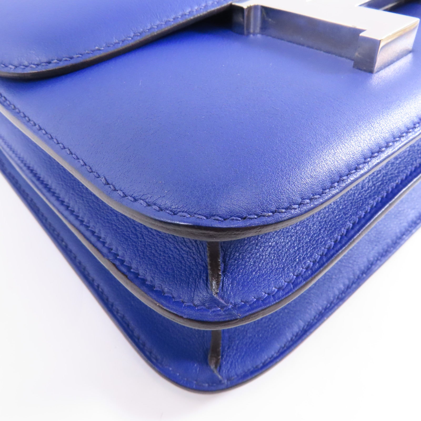 HERMES 【激減優惠】Swift皮革Constance 24銀扣肩背袋Bleu Electric/藍色