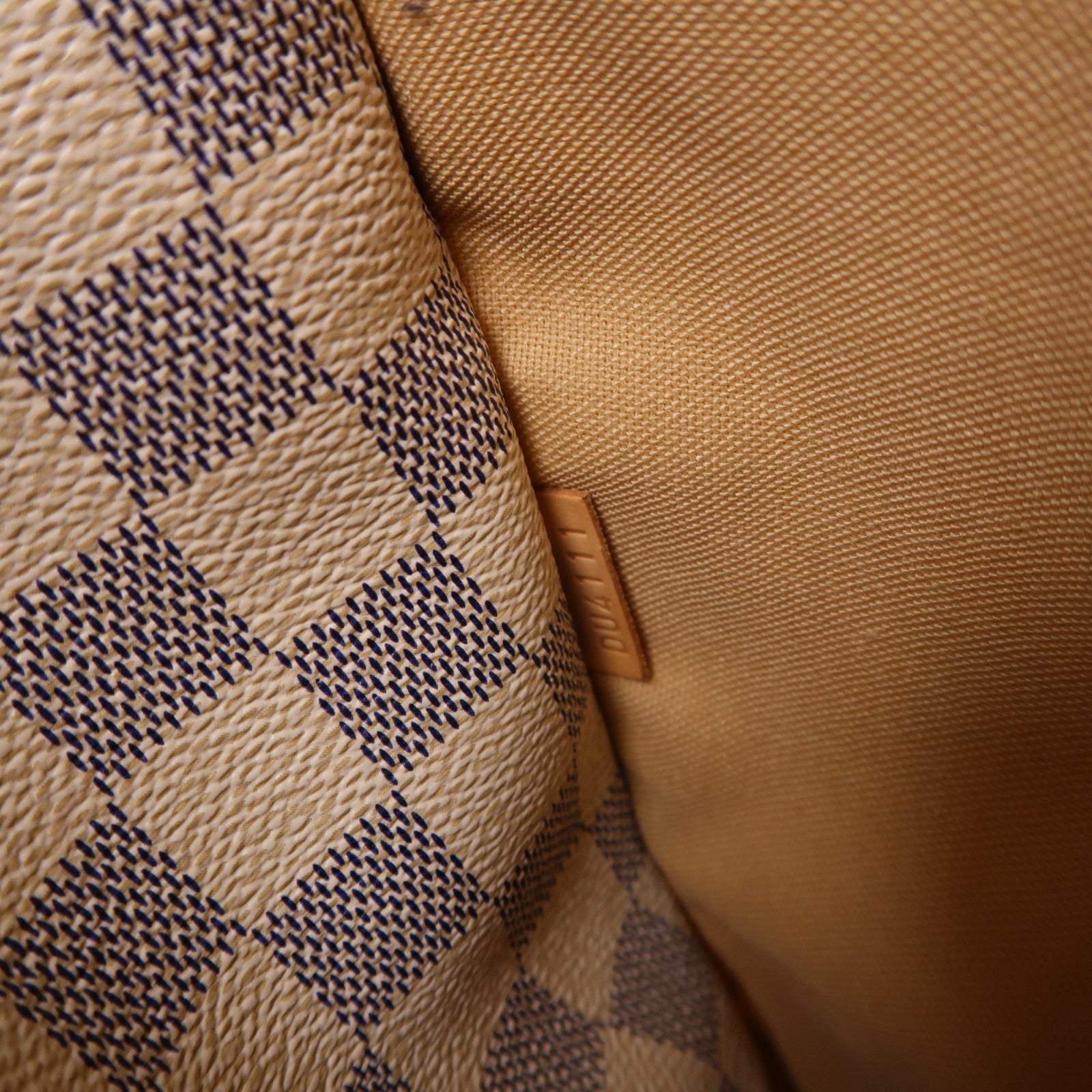 LOUIS VUITTON Damier Azur Totally PM金扣肩背袋