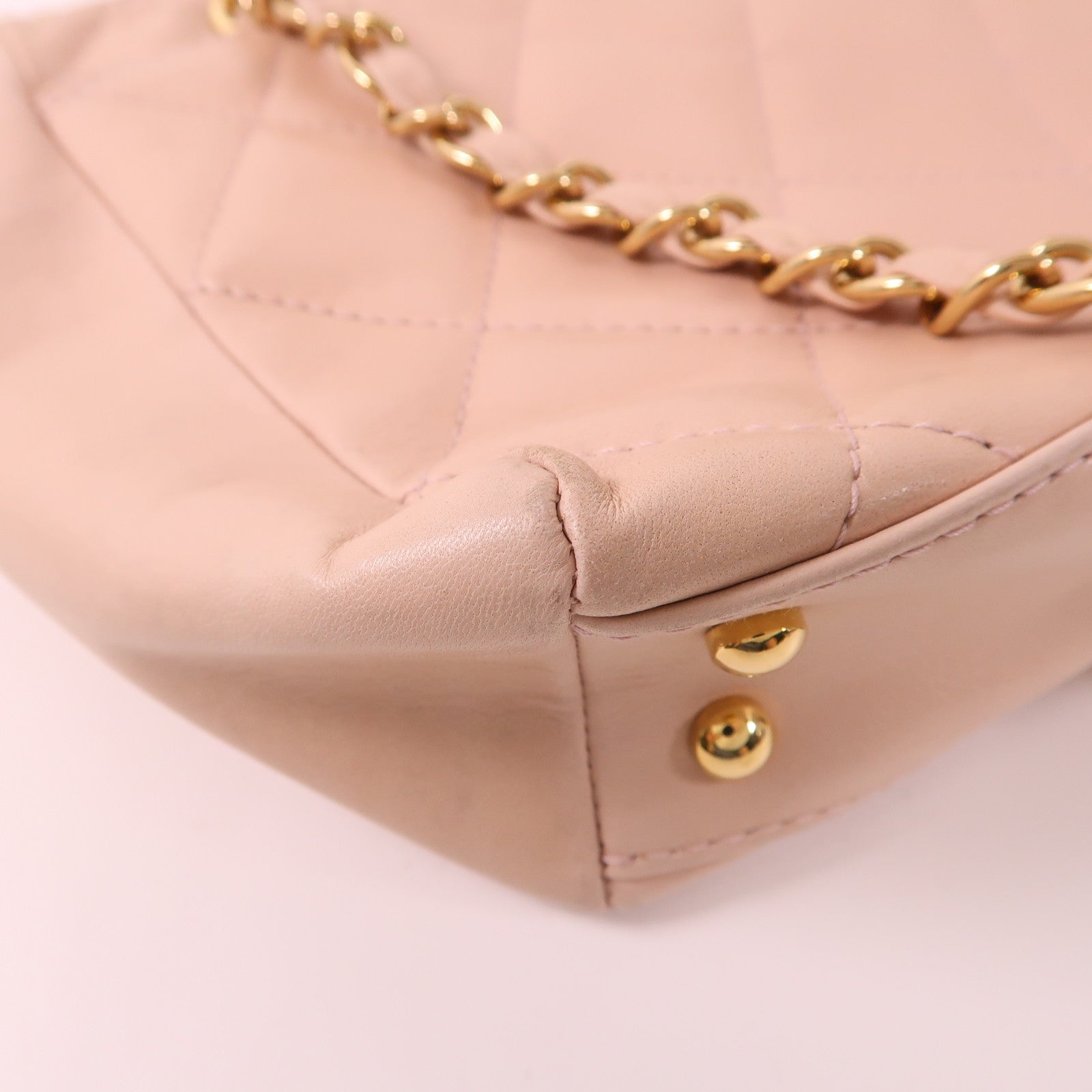 CHANEL 羊皮皮革Shoulder Bag金扣鏈帶肩背袋