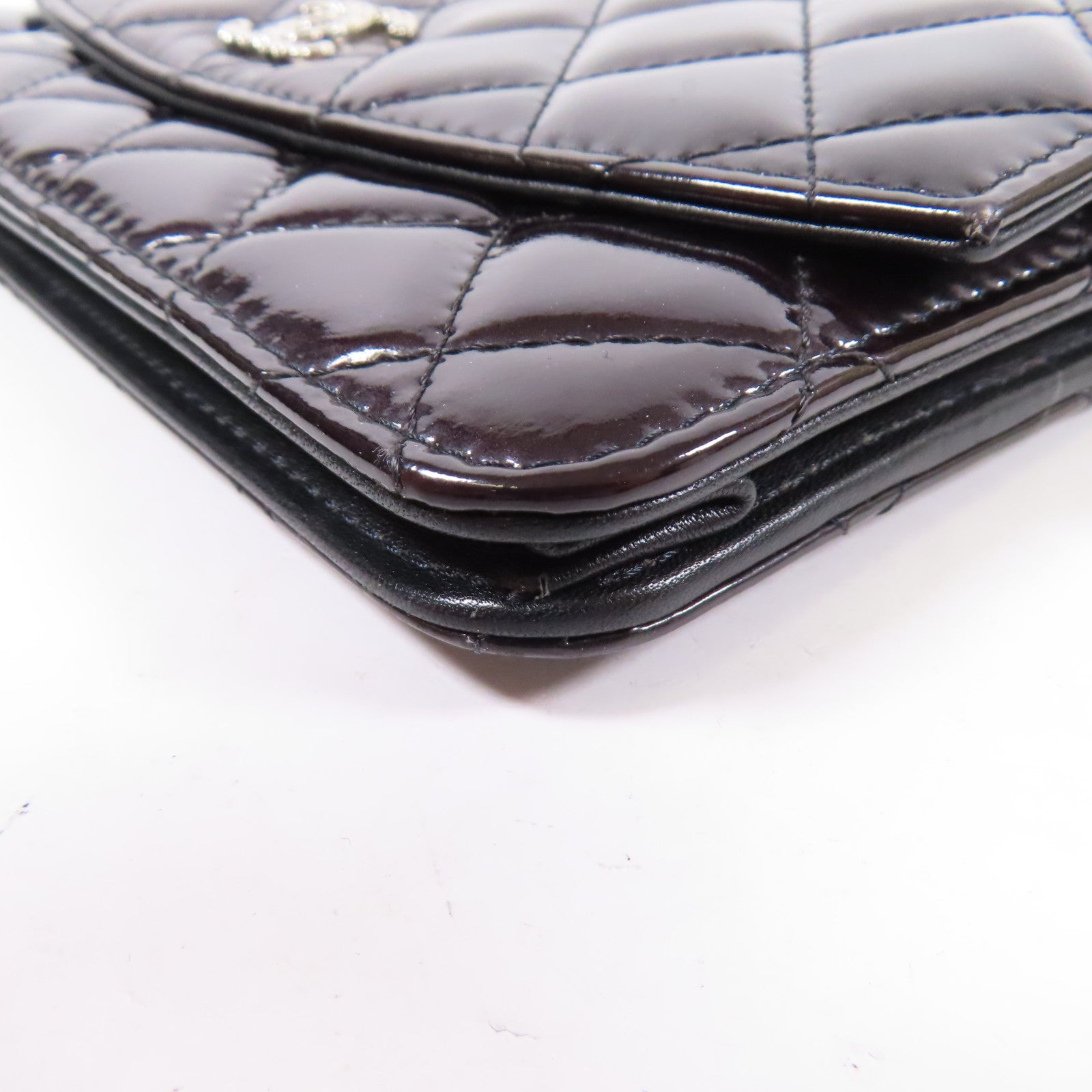CHANEL 漆皮皮革WOC Wallet On Chain銀扣鏈帶肩背袋