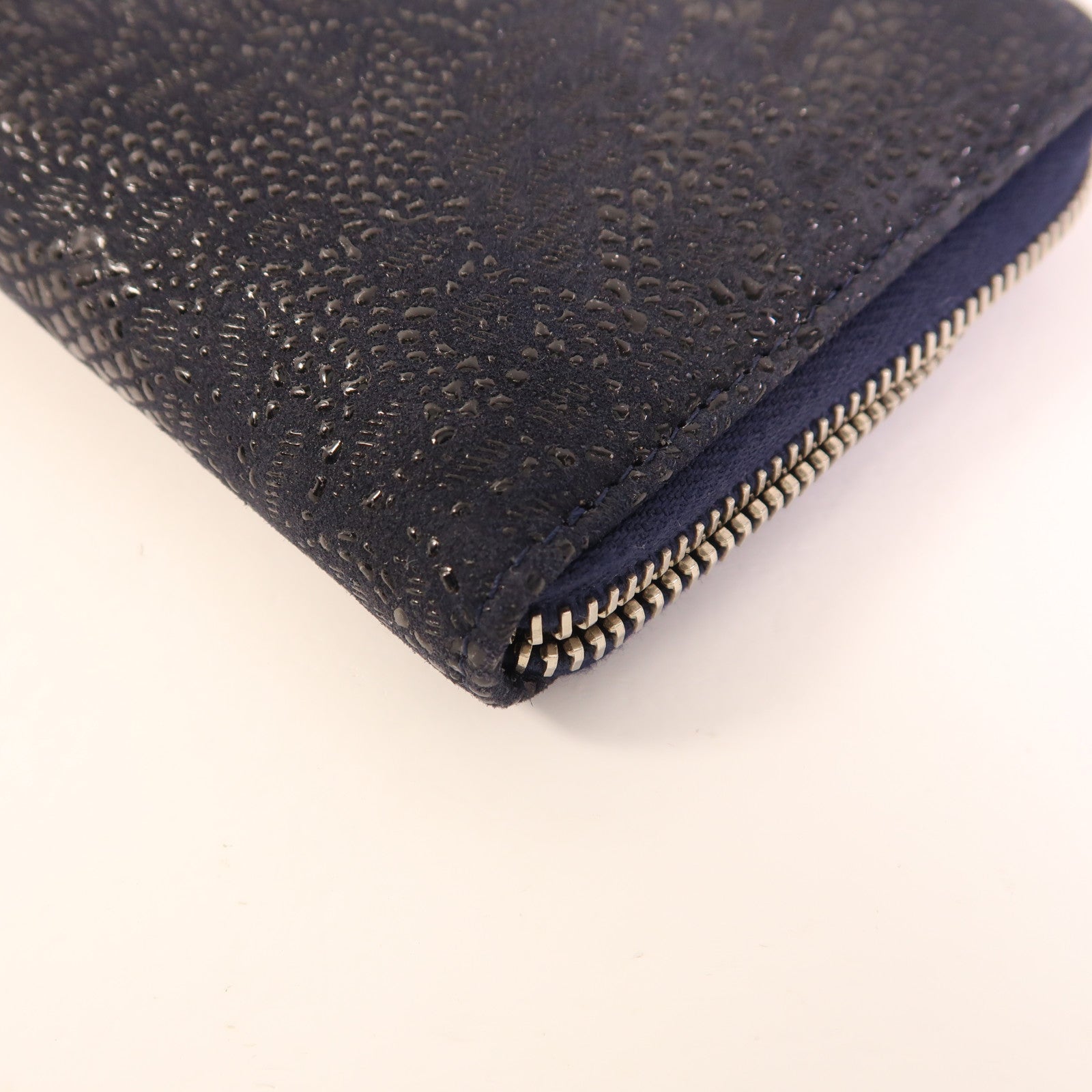 CHANEL 皮革Zipper Long Round Wallet銀扣長錢包