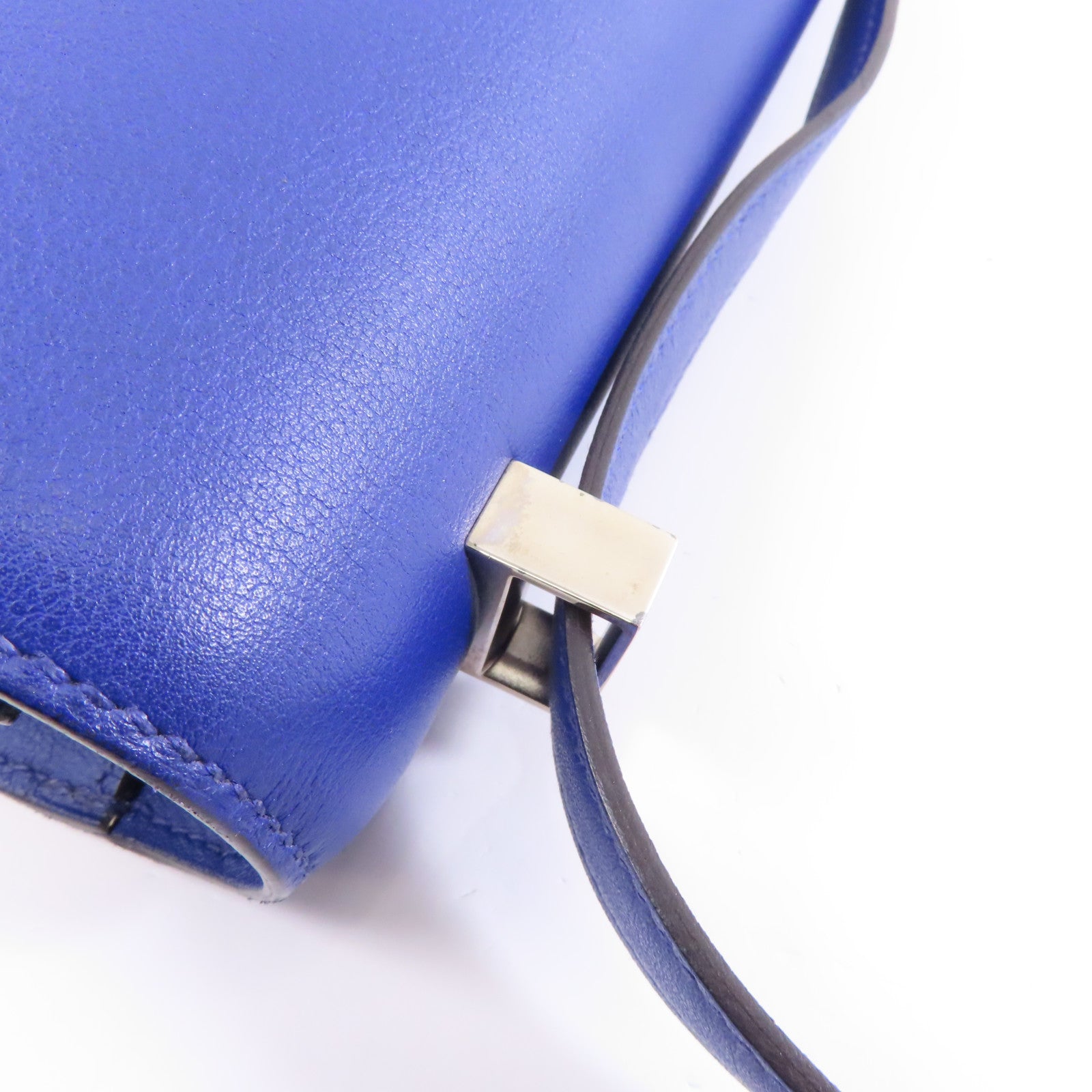 HERMES 【激減優惠】Swift皮革Constance 24銀扣肩背袋Bleu Electric/藍色