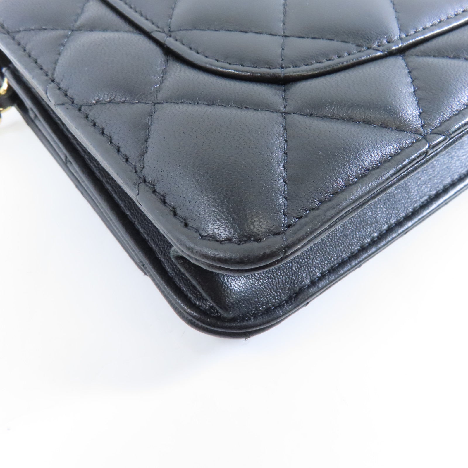 CHANEL 菱格羊皮皮革WOC Wallet On Chain Shoulder Bag金扣鏈帶肩背袋黑色