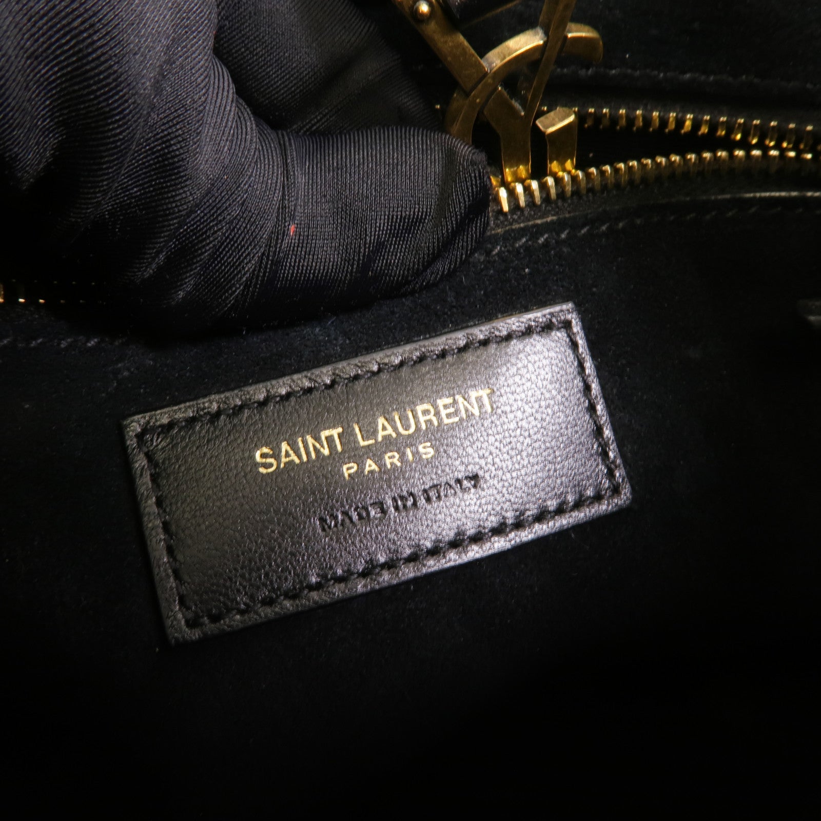 SAINT LAURENT 牛皮皮革Le 5 a 7 Hobo Bag肩背袋