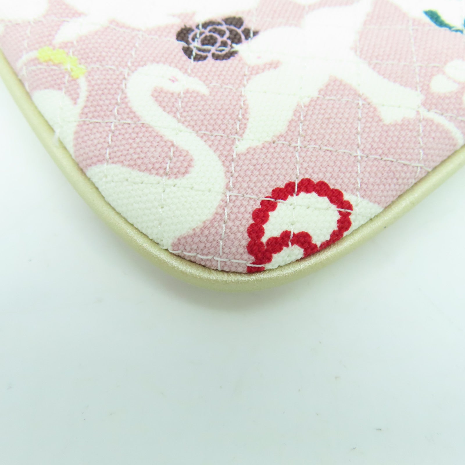 CHANEL 【清倉大減價】菱格帆布Clutch金扣手拿包粉紅色