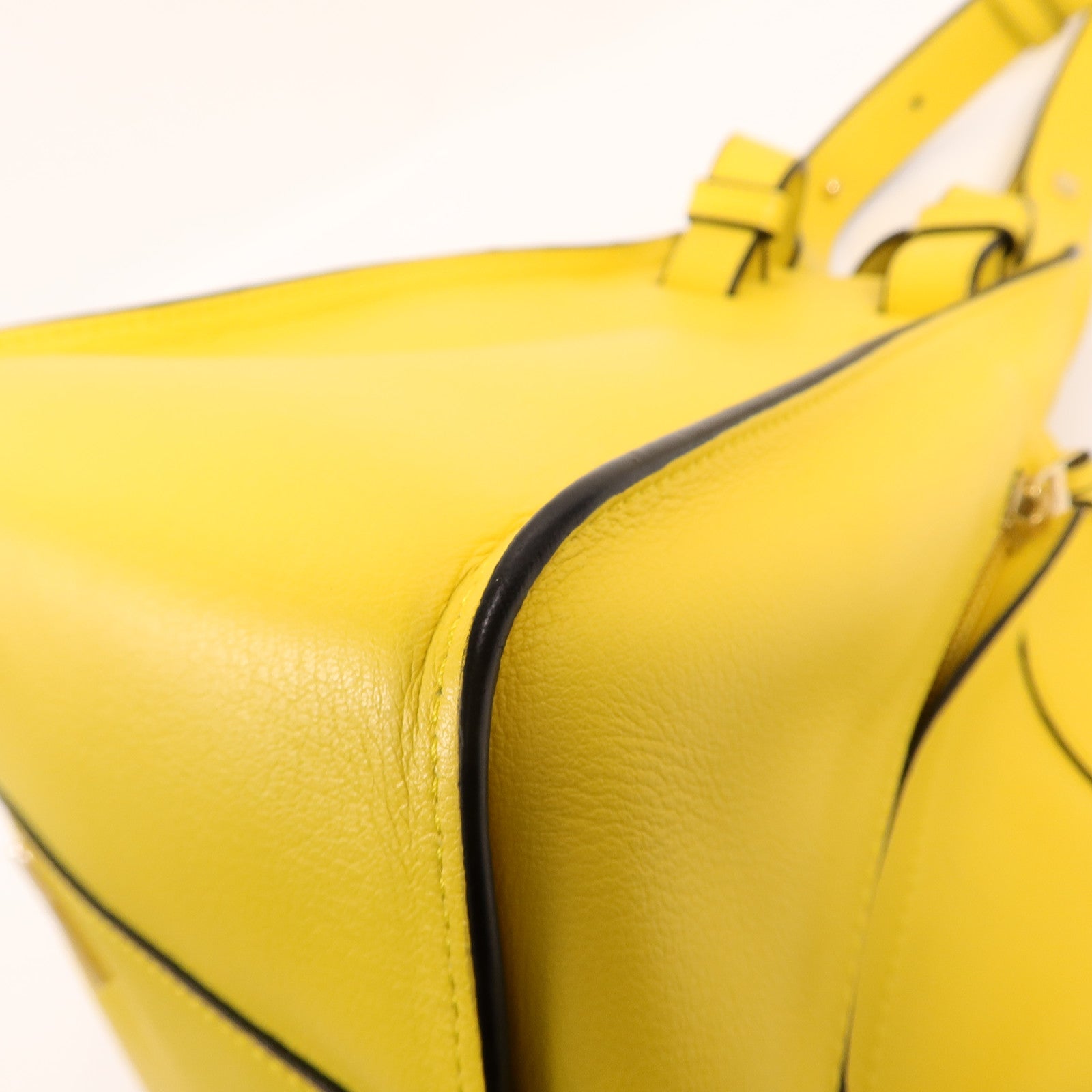 LOEWE 牛皮皮革Hammock Small手挽肩背兩用袋