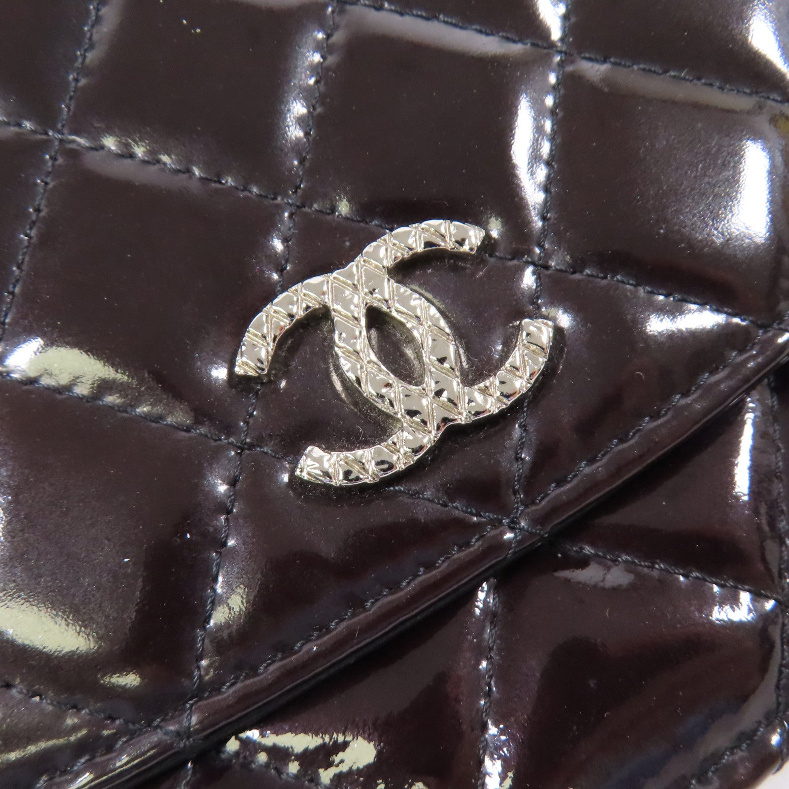 CHANEL 漆皮皮革WOC Wallet On Chain銀扣鏈帶肩背袋