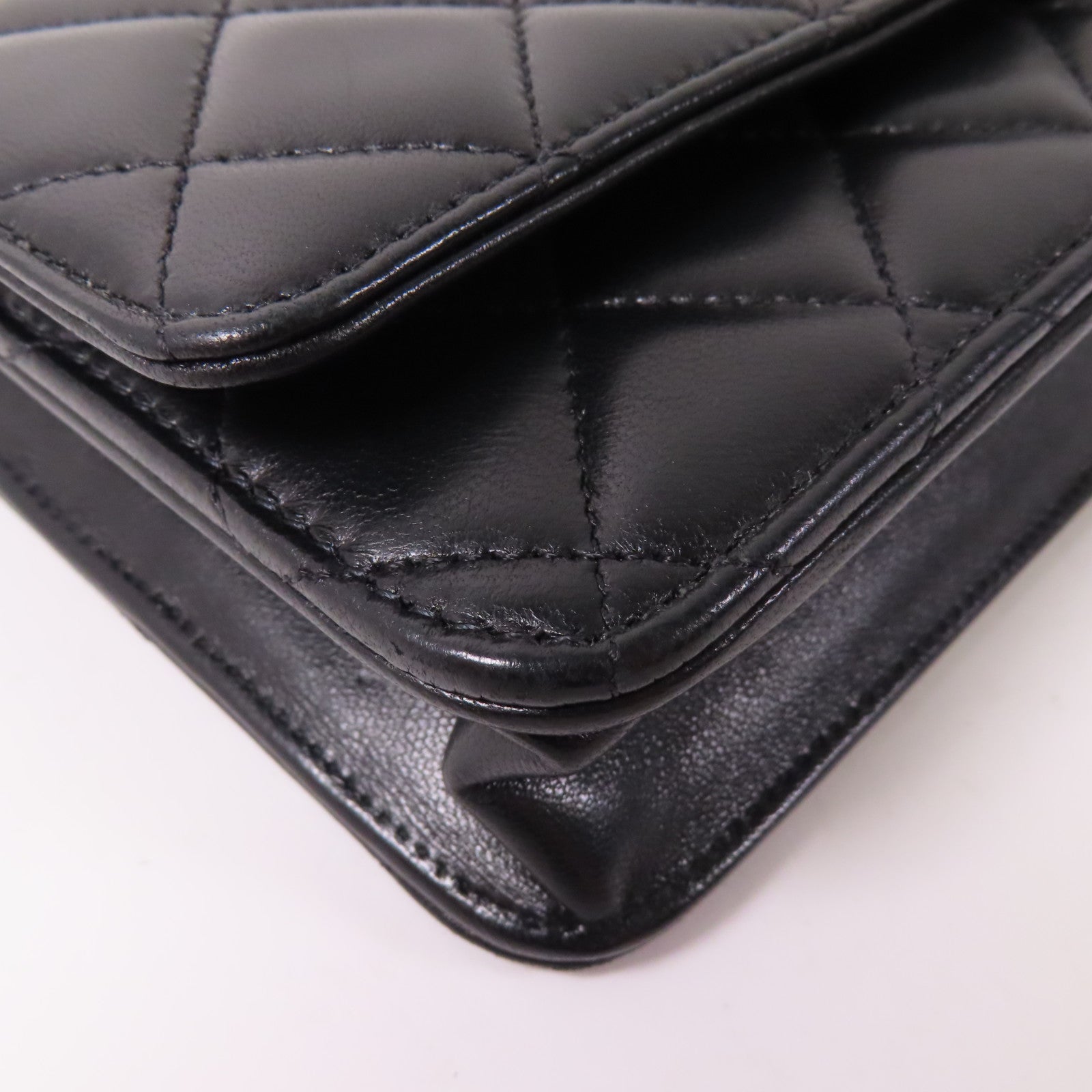 CHANEL 羊皮皮革Wallet On Chain金扣鏈帶肩背袋