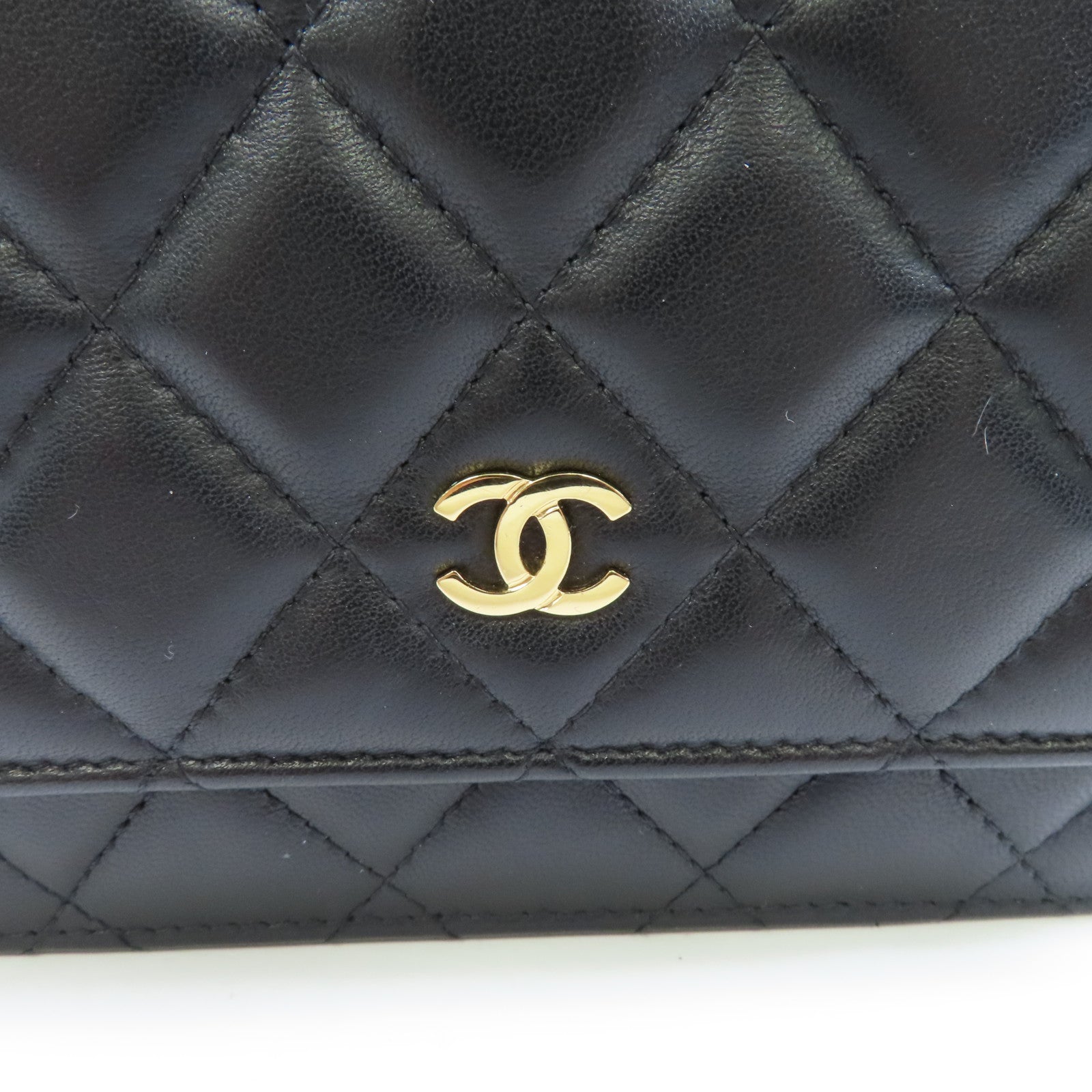 CHANEL 菱格羊皮皮革WOC Wallet On Chain Shoulder Bag金扣鏈帶肩背袋黑色