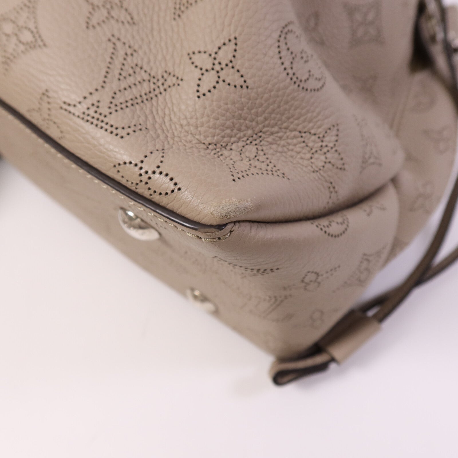 LOUIS VUITTON 【激減優惠】Mahina Bella Tote銀扣鏈帶手挽肩背兩用袋