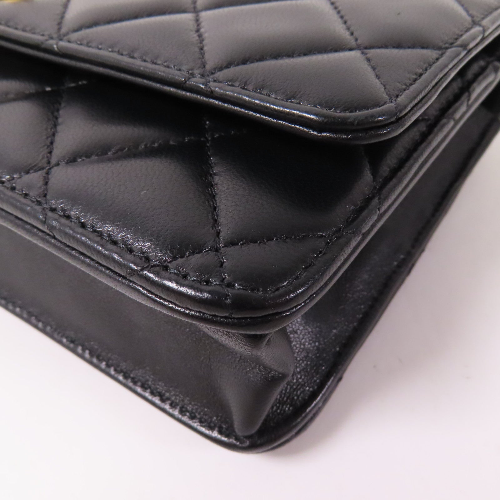 CHANEL 羊皮皮革Wallet On Chain金扣鏈帶肩背袋