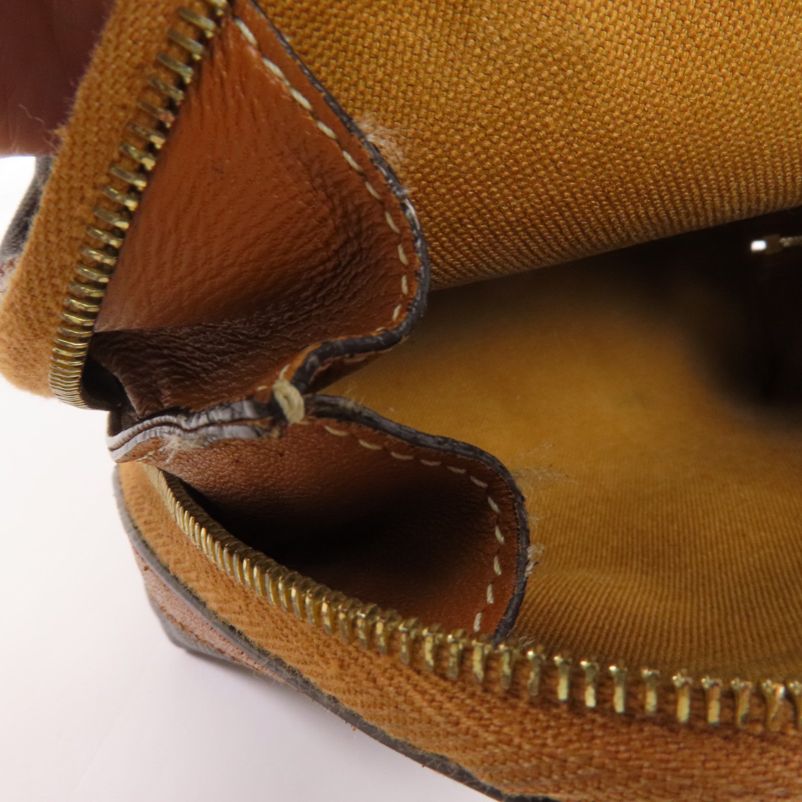 CELINE 塗層帆布Chain Shoulder金扣鏈帶肩背袋