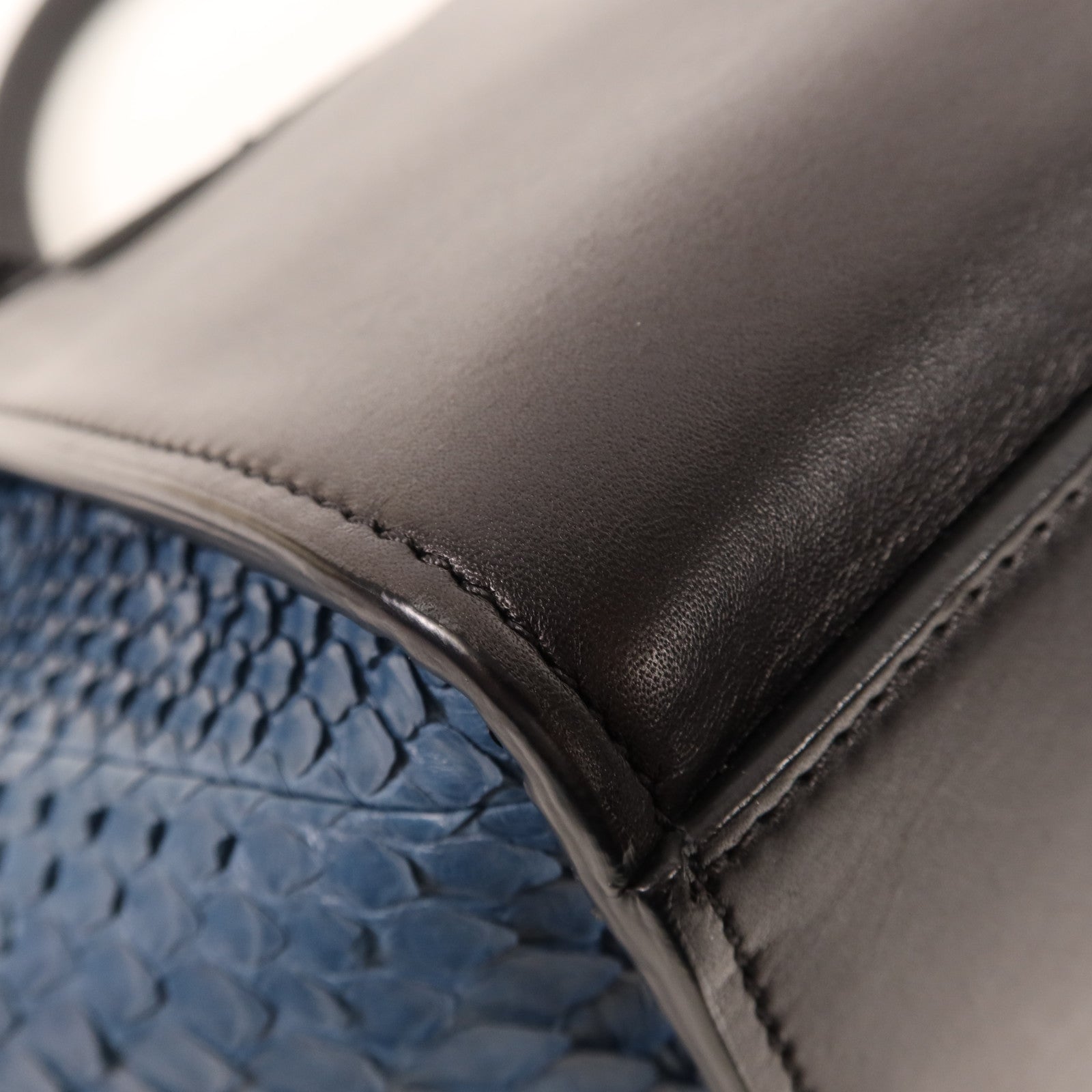 CELINE 牛皮皮革/蛇皮皮革Trapeze Small銀扣手挽肩背兩用袋