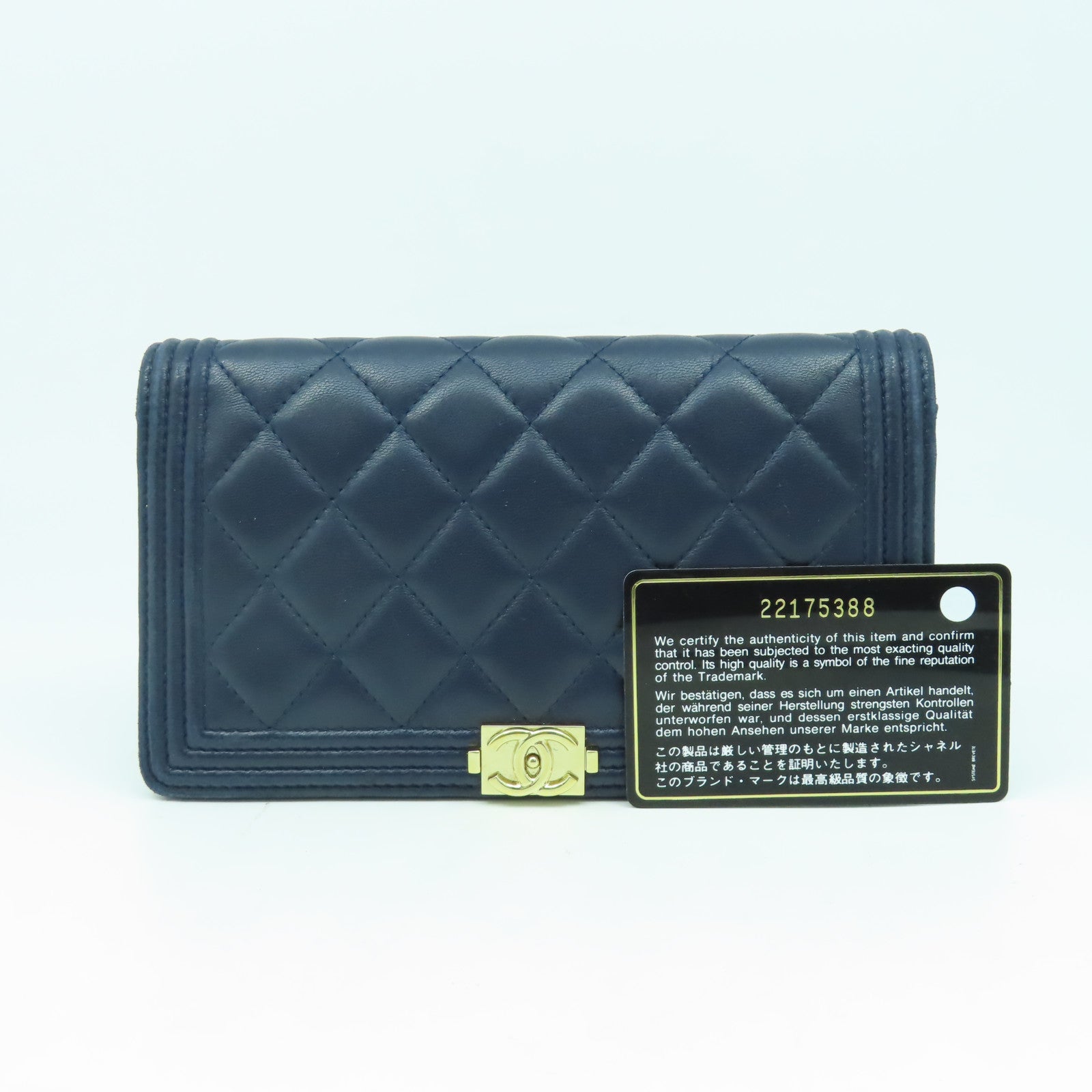 CHANEL 【激減優惠】菱格羊皮皮革Boy Long Wallet金扣長錢包深藍色
