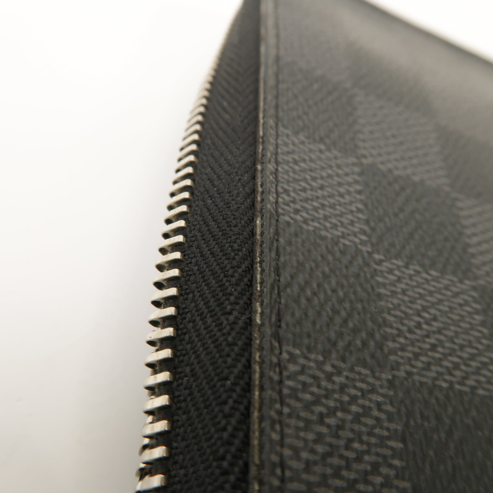 LOUIS VUITTON 【激減優惠】Damier Graphite Zippy Organizer銀扣長錢包黑色/灰色
