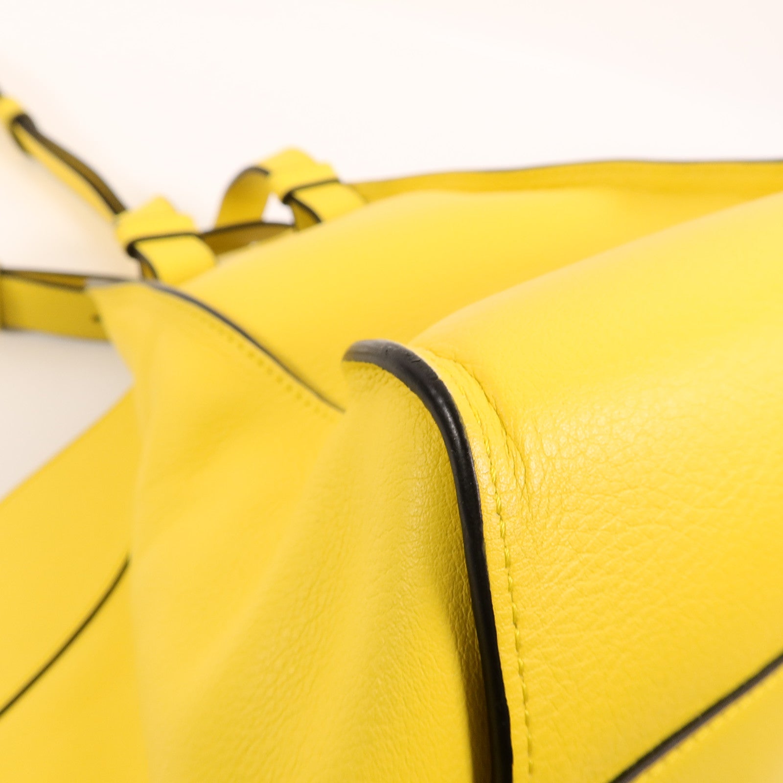 LOEWE 牛皮皮革Hammock Small手挽肩背兩用袋