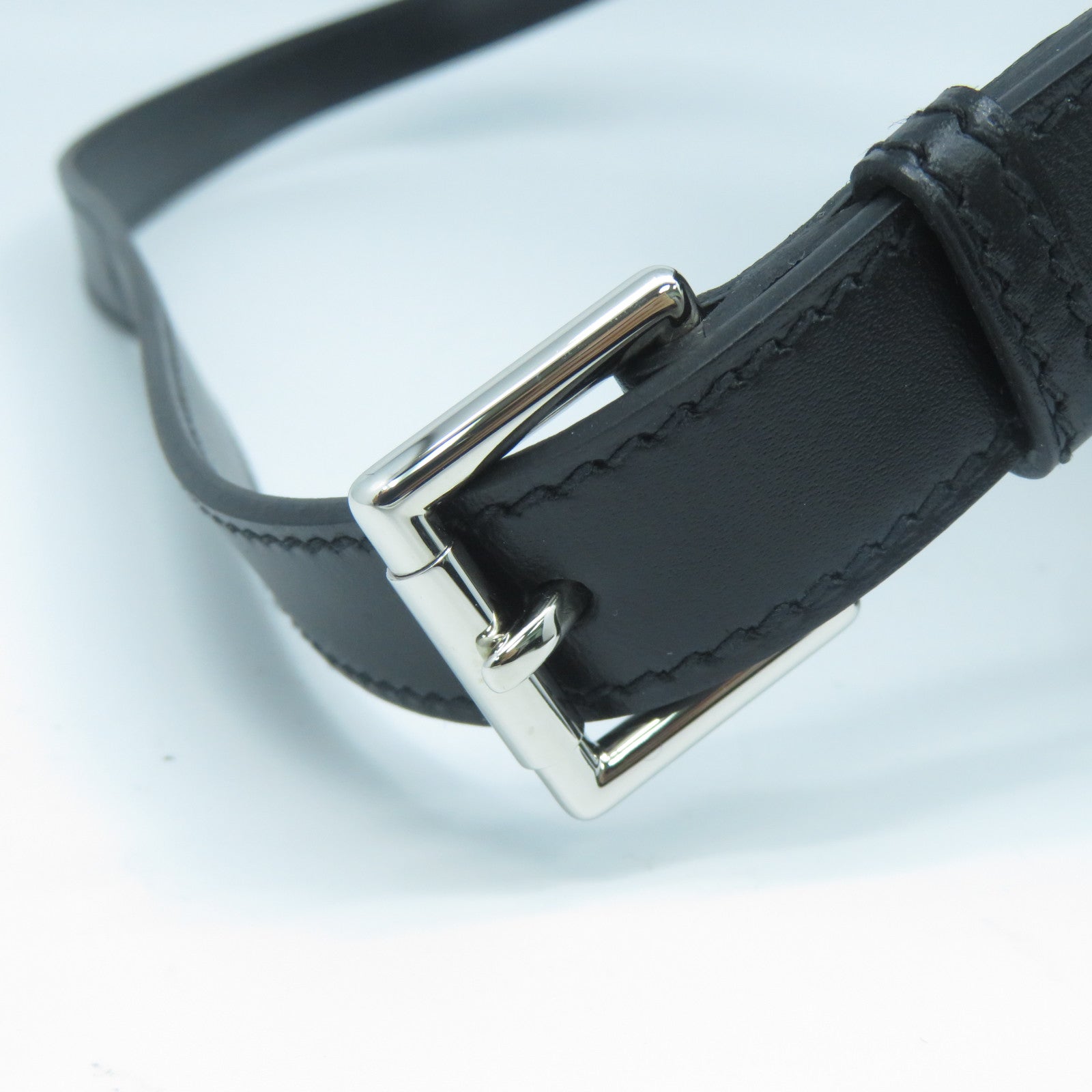 HERMES Swift皮革Sacabar 24銀扣肩背袋Noir黑色