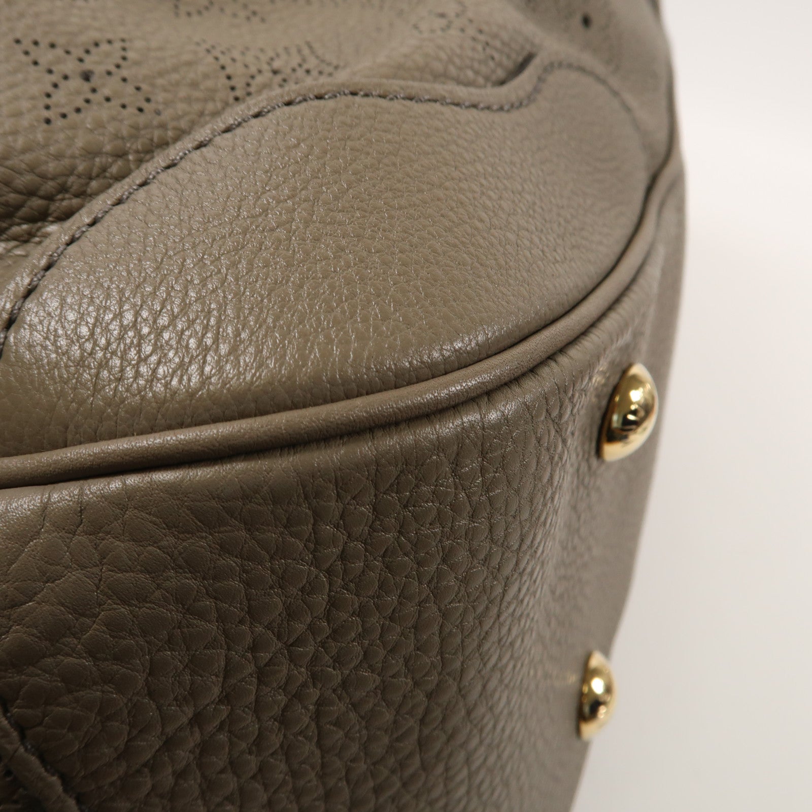 LOUIS VUITTON Mahina Solar PM金扣肩背袋灰褐色